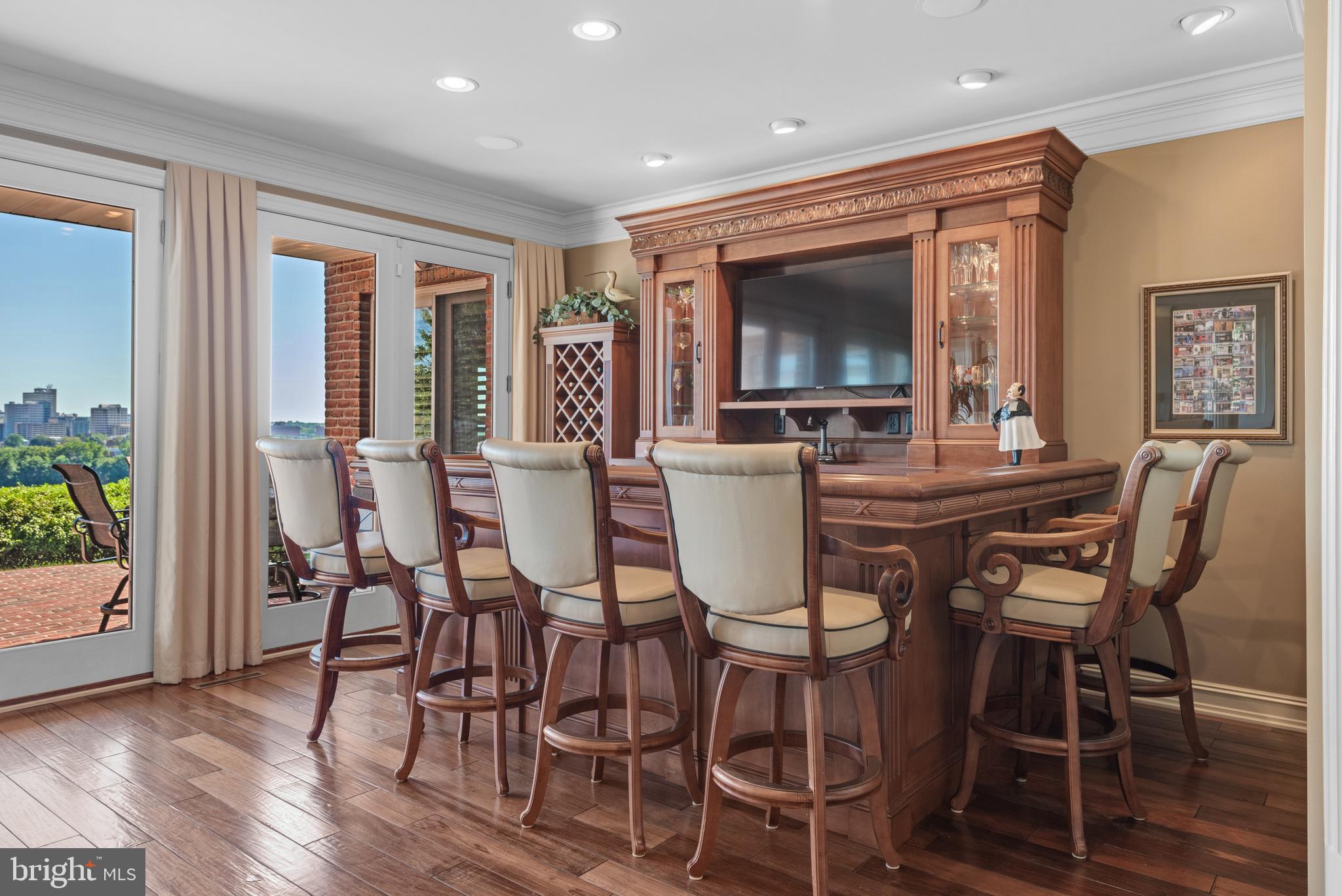 BRIDGEPORT - Residential