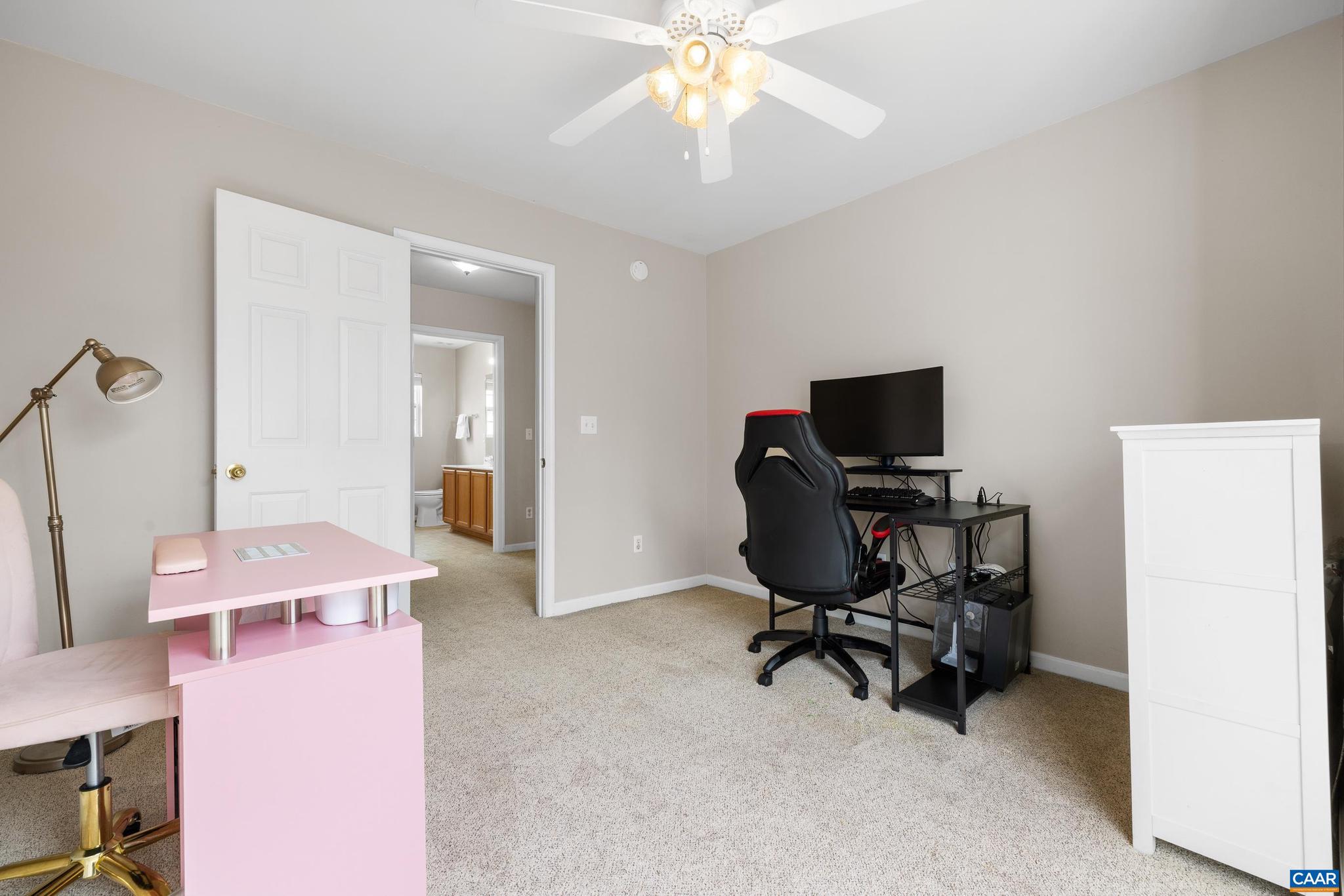 LAKE MONTICELLO - Residential