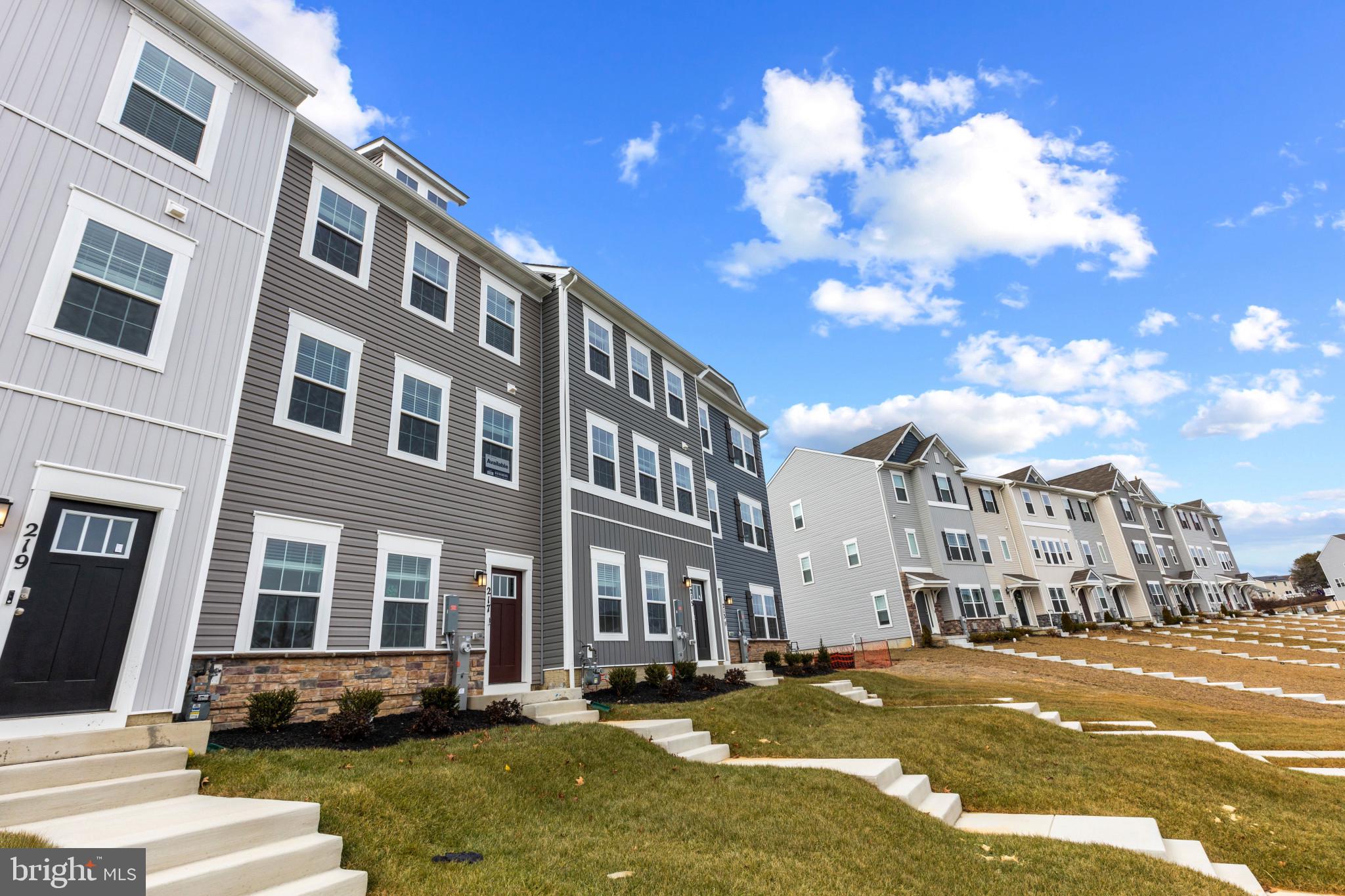 346 HACKLEY DRIVE