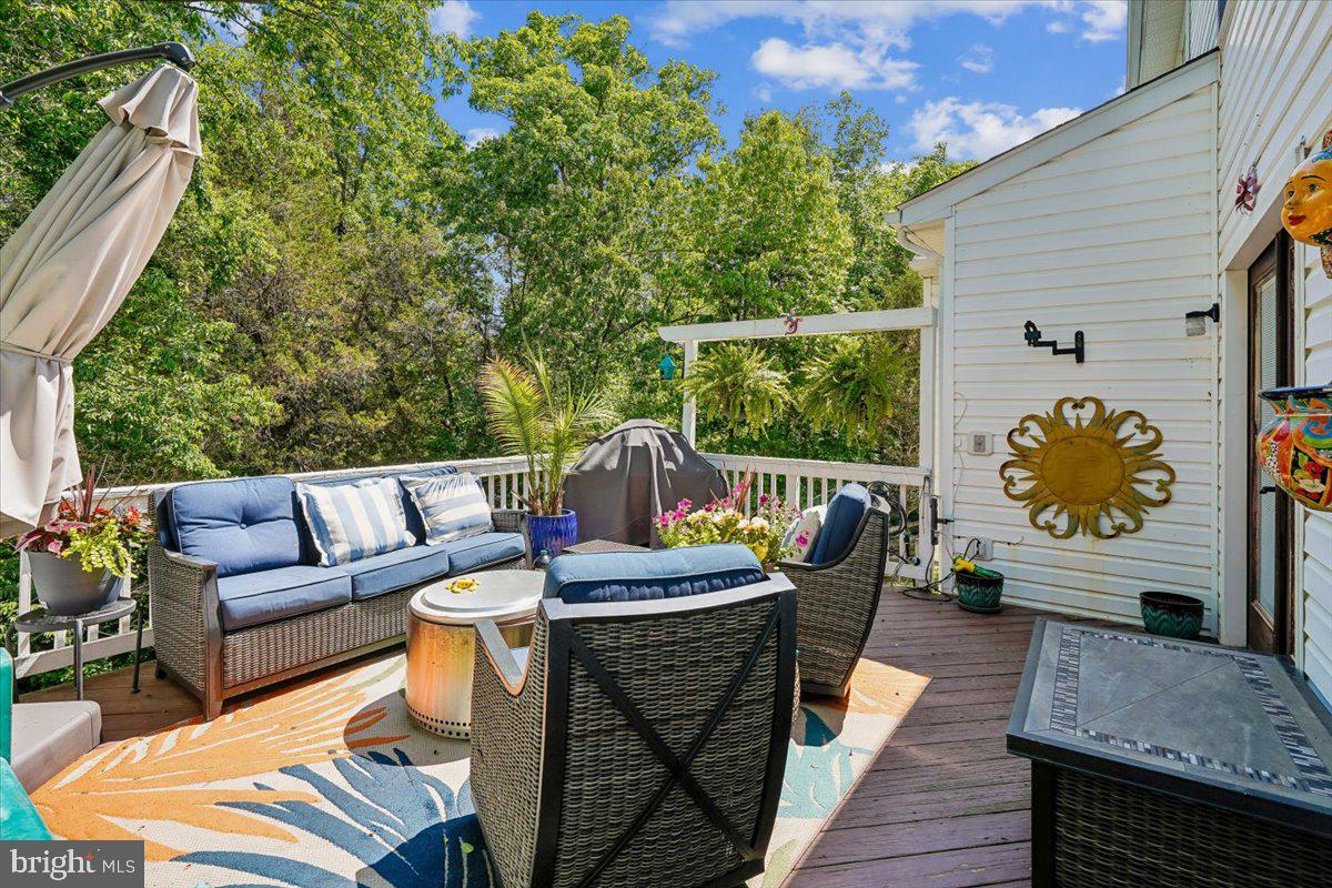 6859 COLONEL TAYLOR LANE