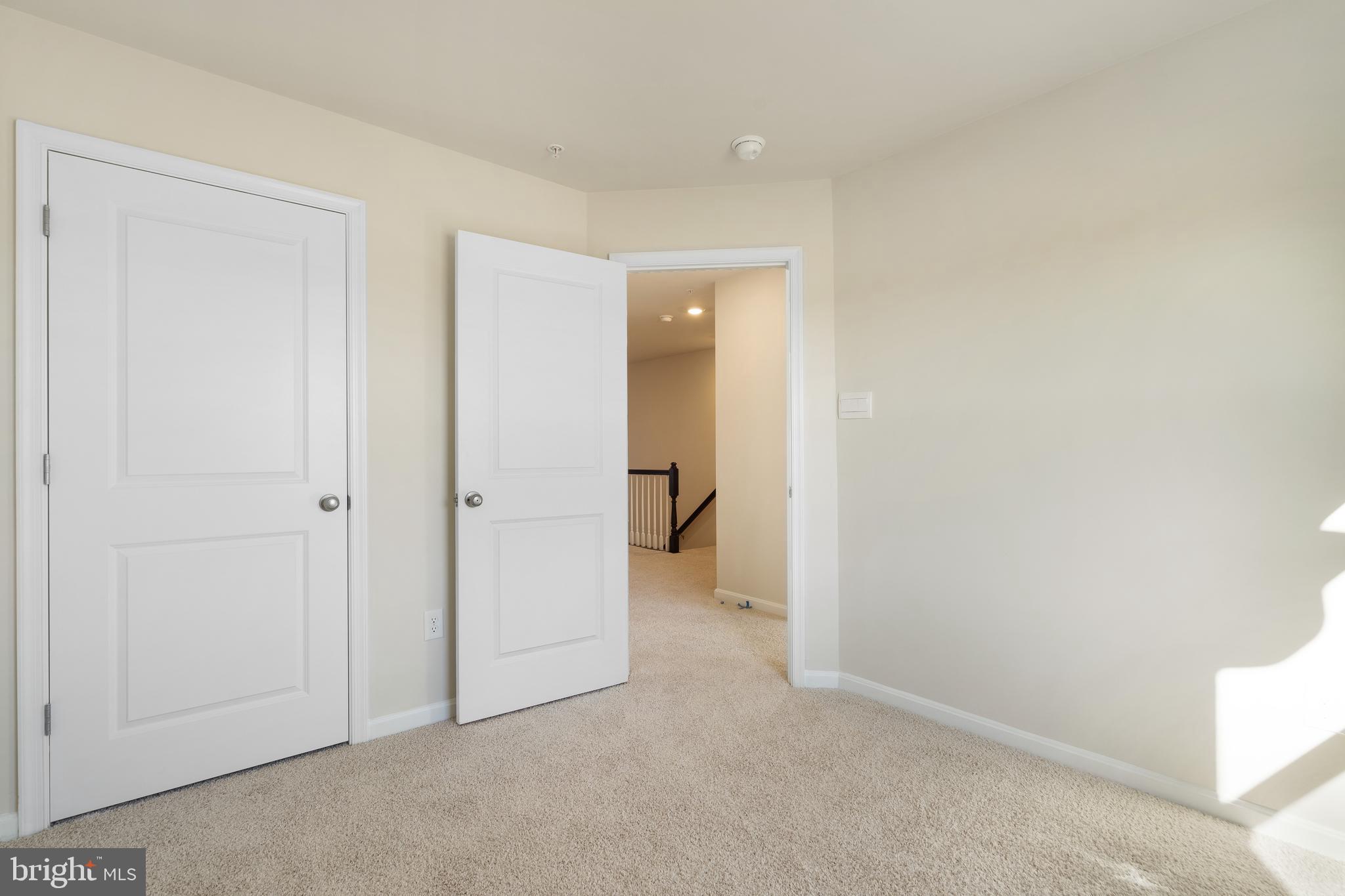 RENN QUARTER - Residential Lease