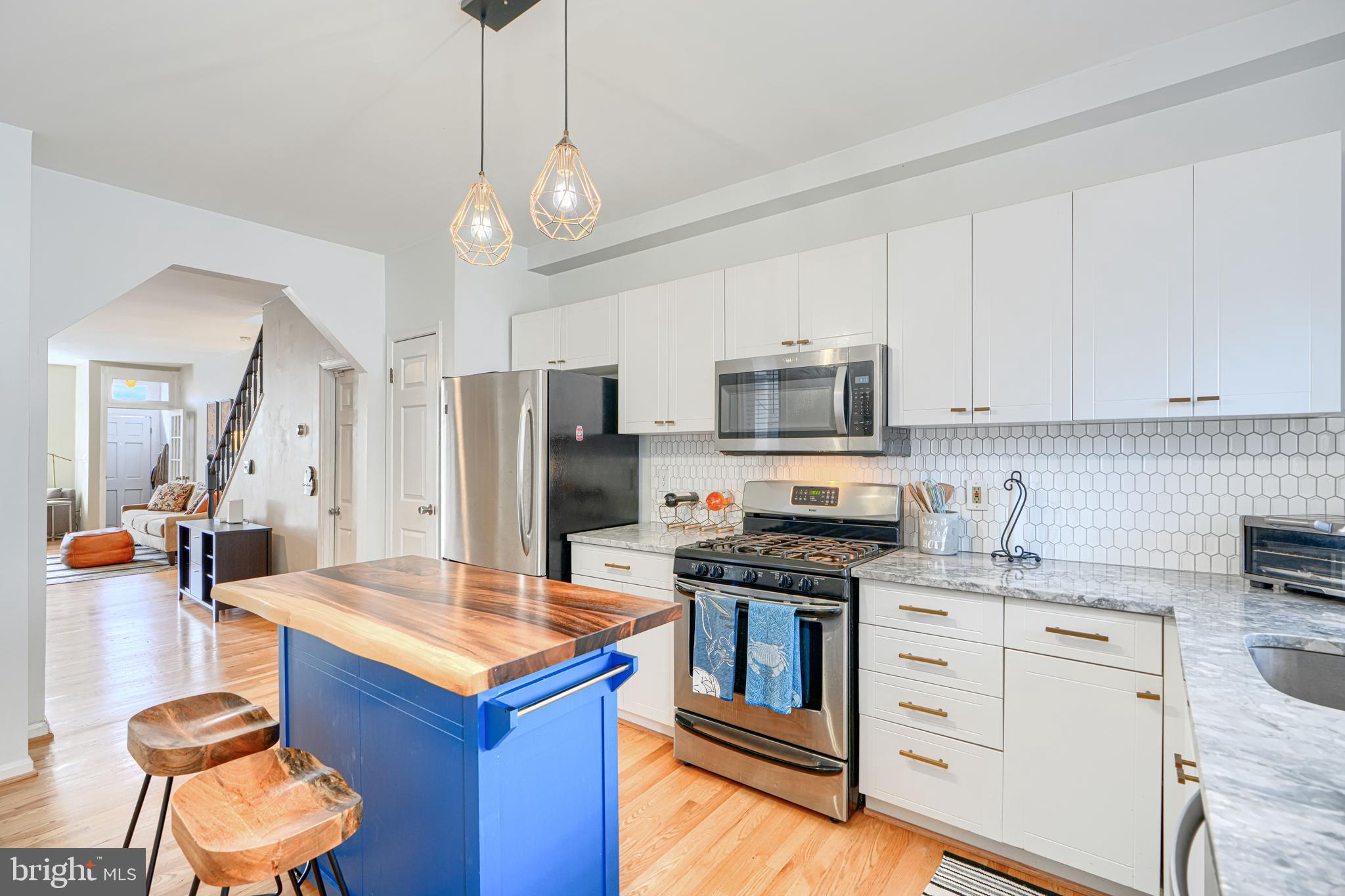 RIVERSIDE PARK - Residential