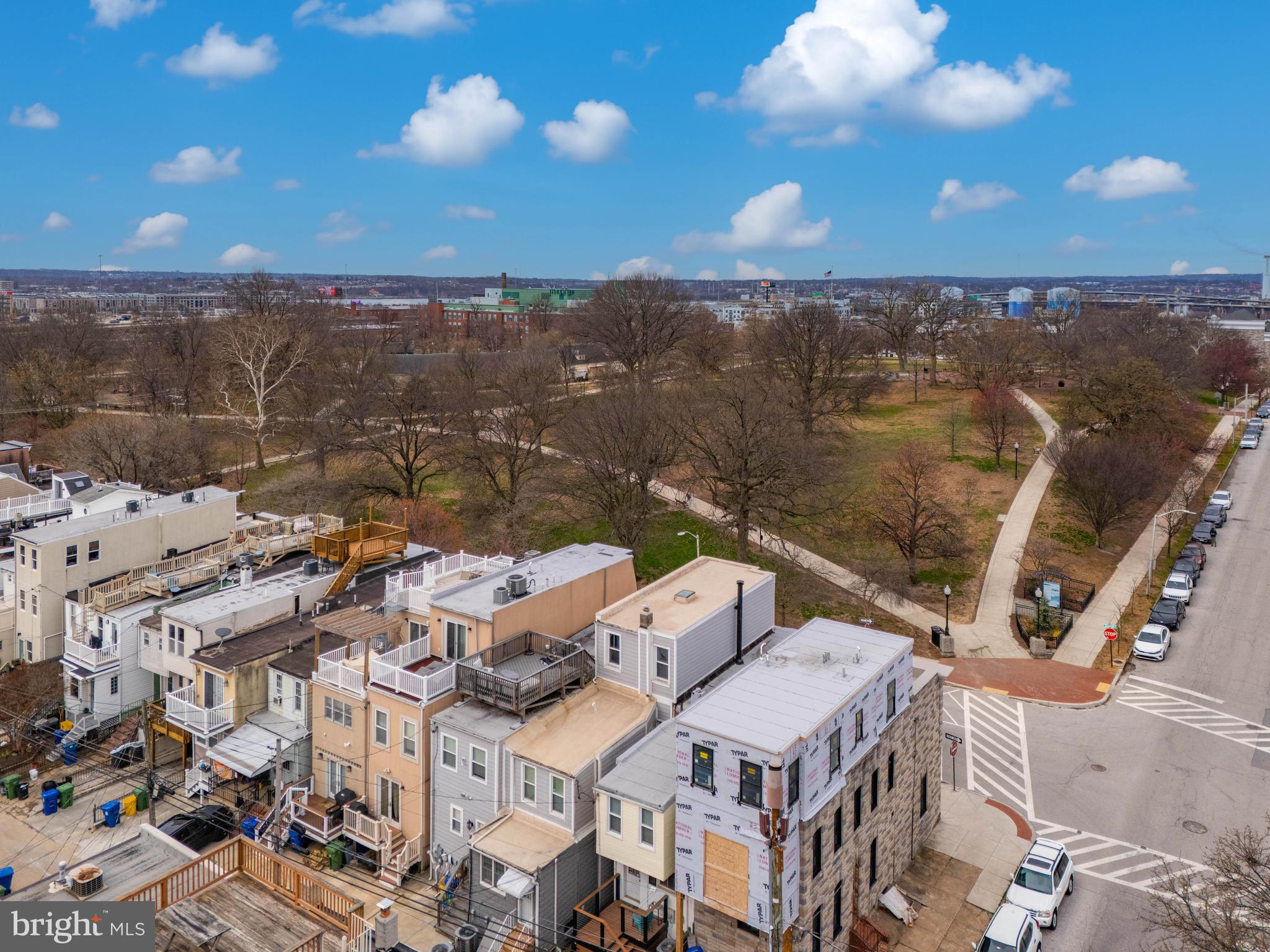 RIVERSIDE PARK - Residential