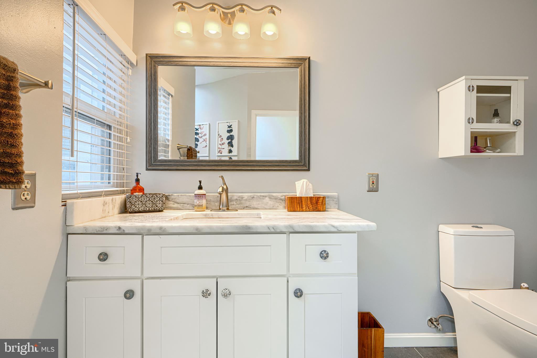 RIVERSIDE PARK - Residential