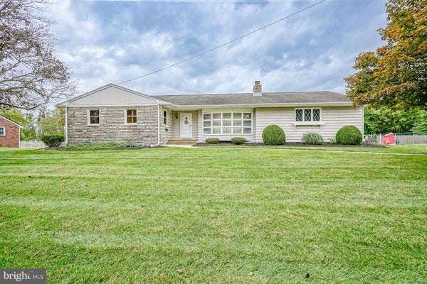 356 DEMOCRAT RD, GIBBSTOWN, NJ 08027 - Image b9dce5ce3c80947662cb74c6cd656ec3/2906384517