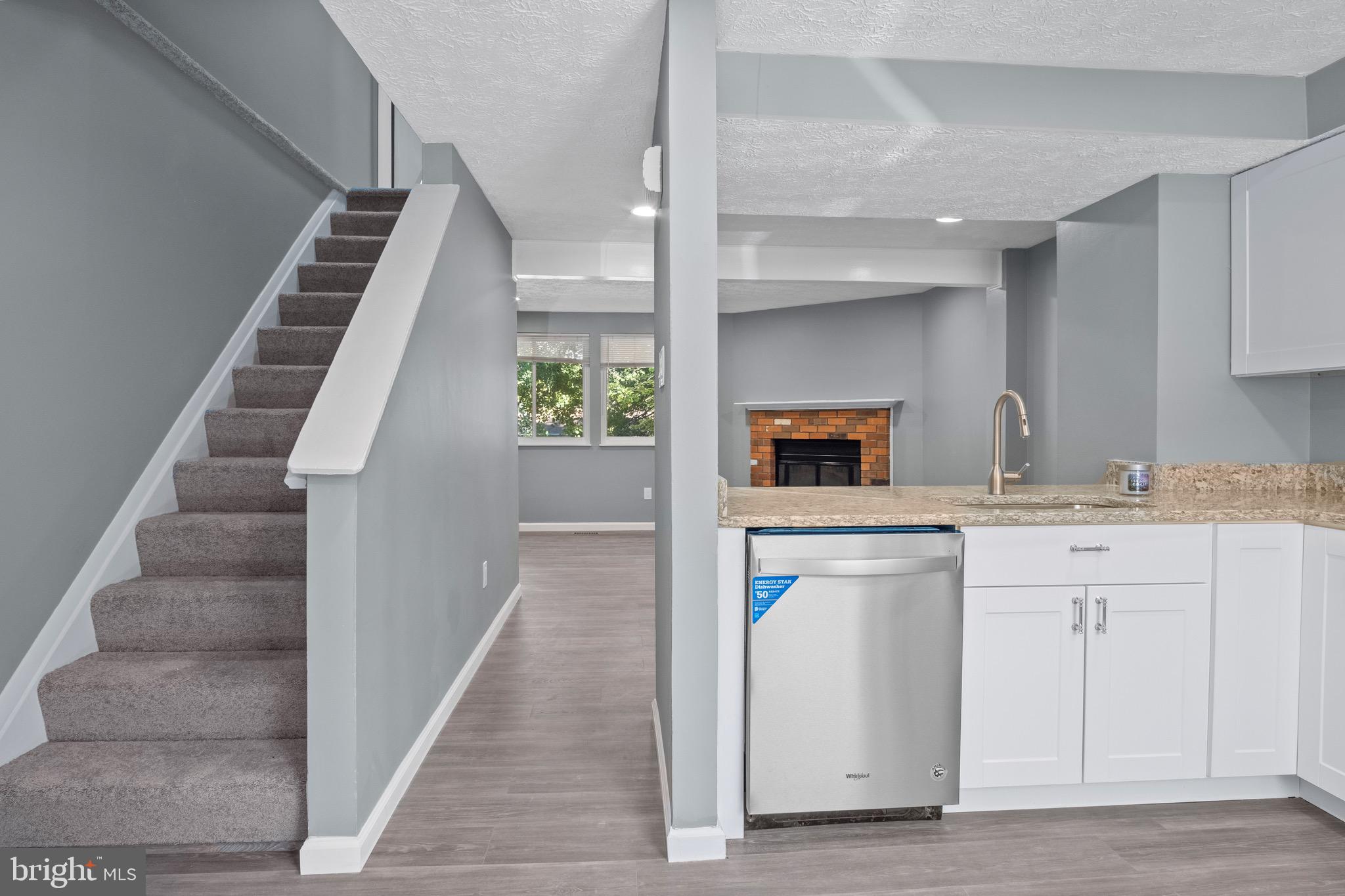 NEWINGTON FOREST - Residential