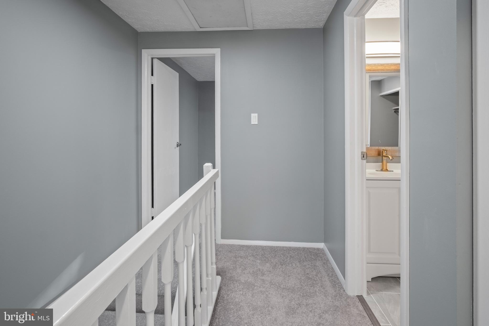 NEWINGTON FOREST - Residential