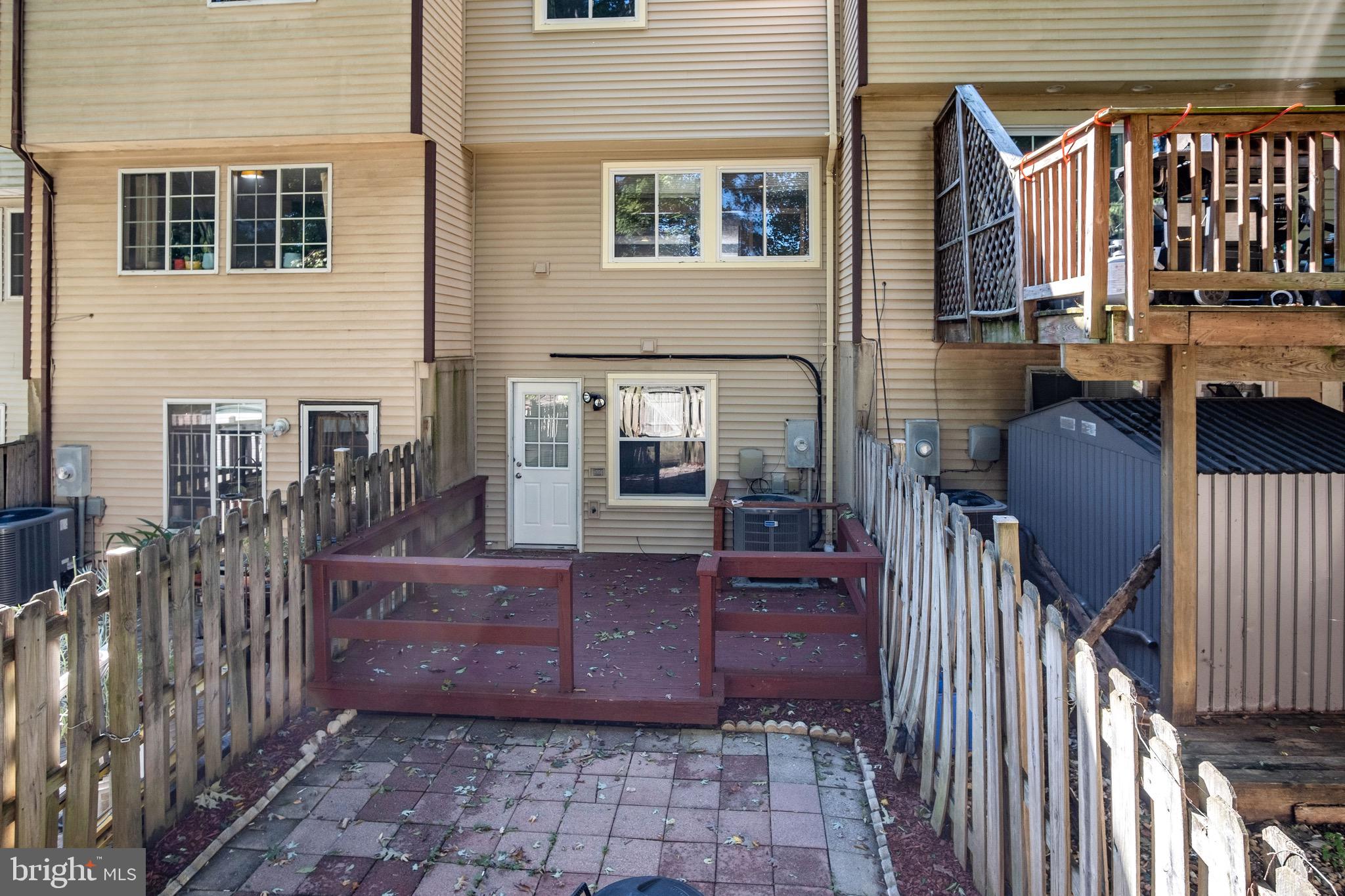 NEWINGTON FOREST - Residential