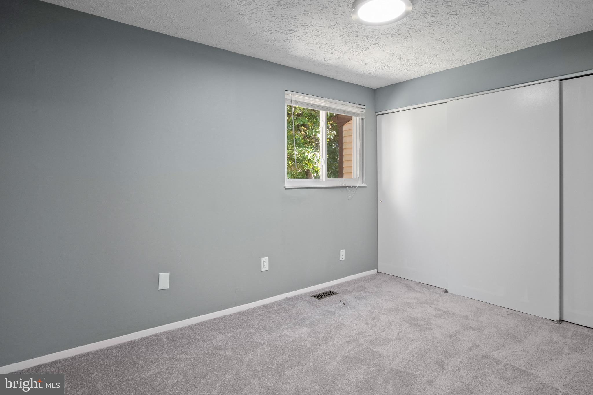 NEWINGTON FOREST - Residential