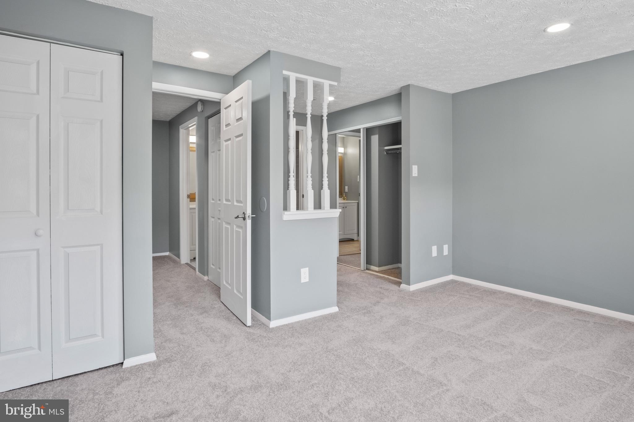 NEWINGTON FOREST - Residential