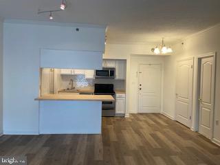 1211 S EADS STREET 1409