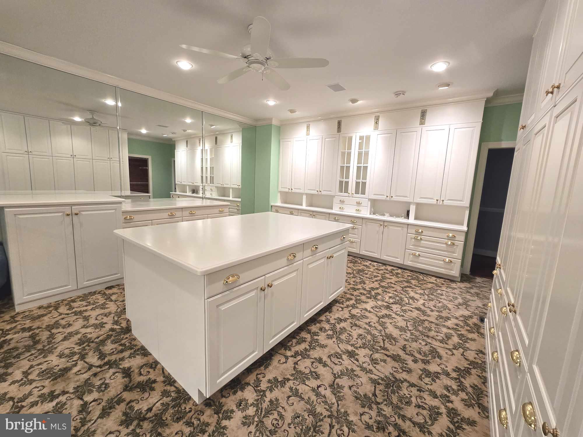 BENNETT POINT - Residential