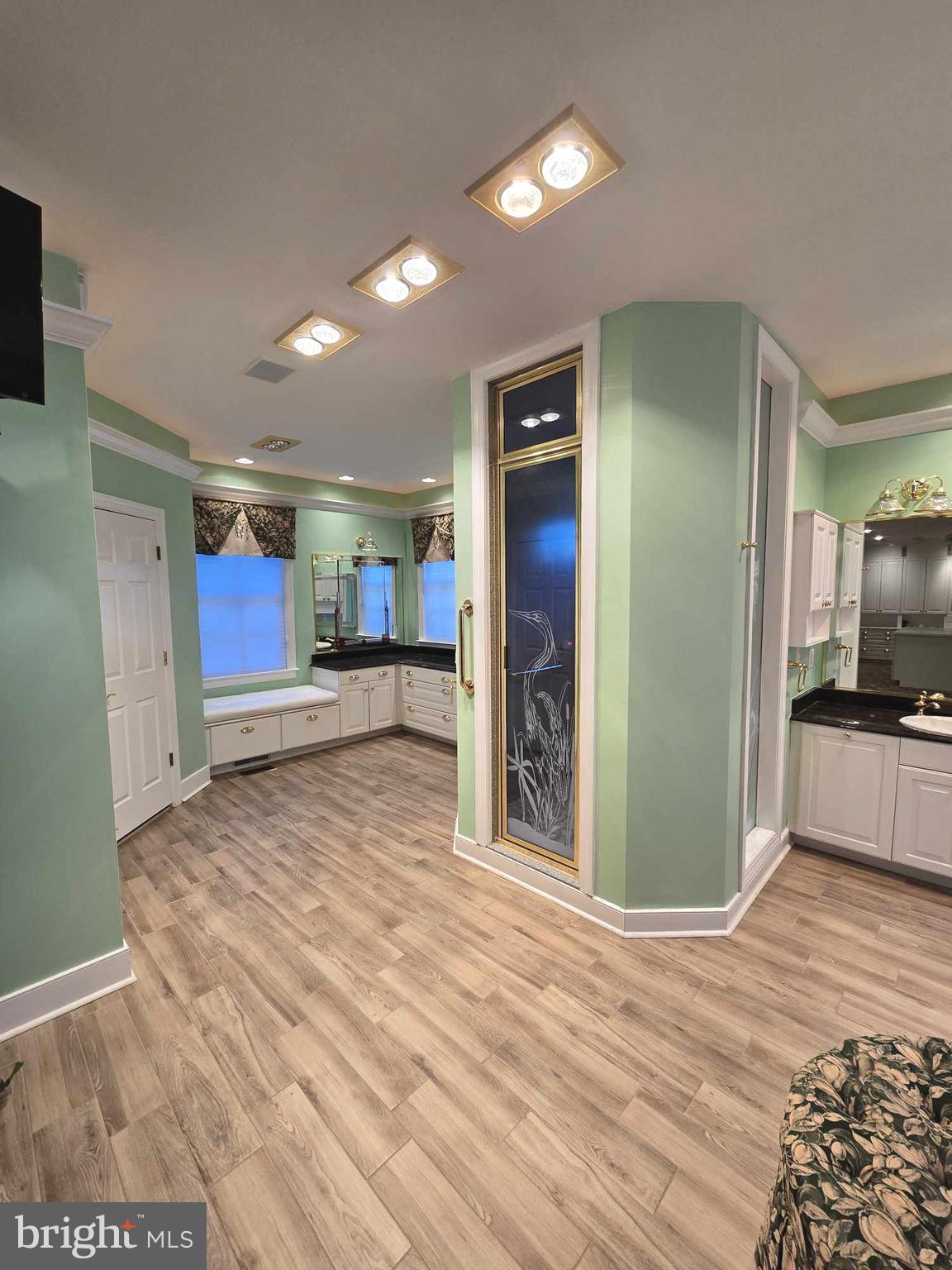 BENNETT POINT - Residential