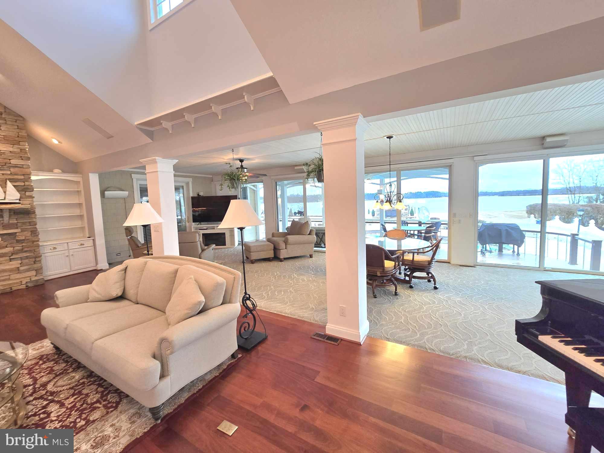 BENNETT POINT - Residential