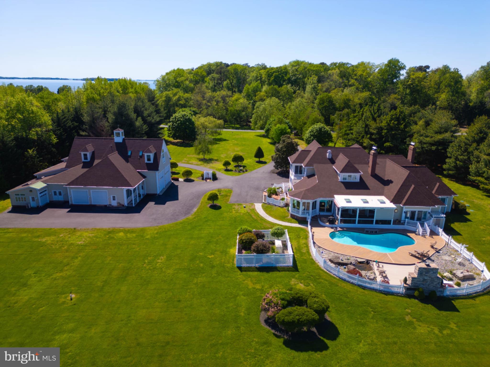 BENNETT POINT - Residential