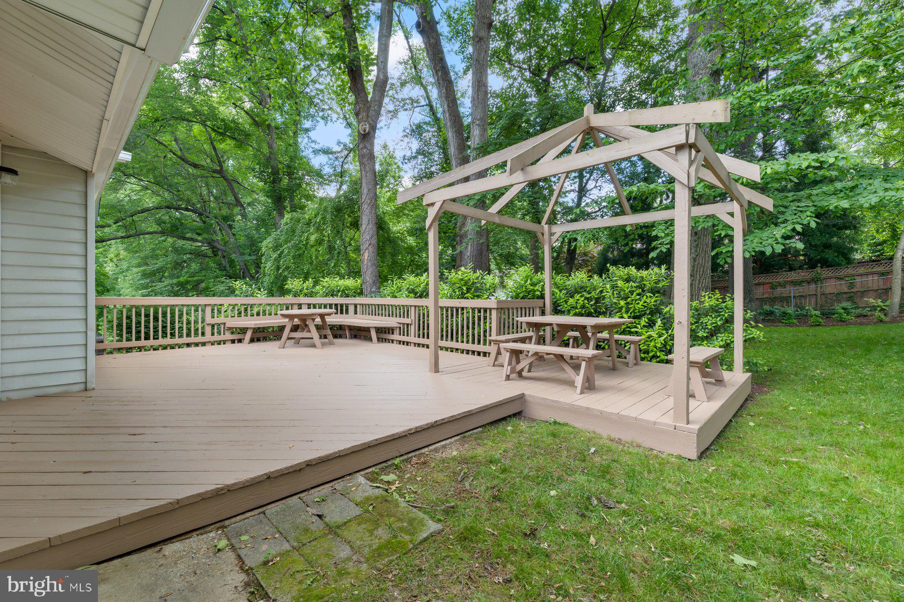 SPRINGBROOK VILLAGE - Residential