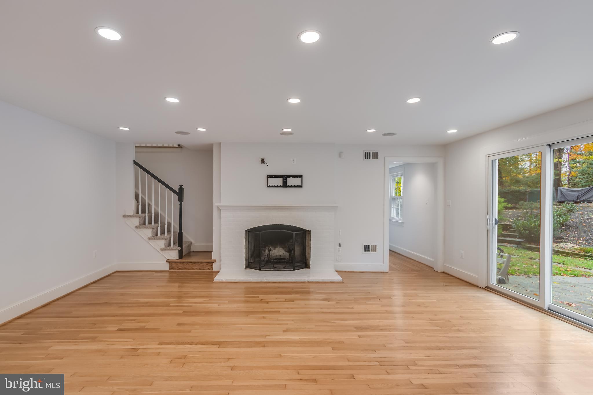 JEWELL KIRBY KEROHER - Residential Lease