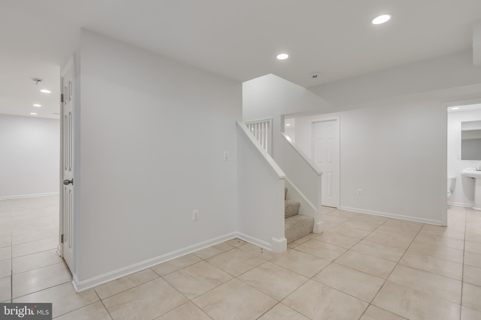 JEWELL KIRBY KEROHER - Residential Lease