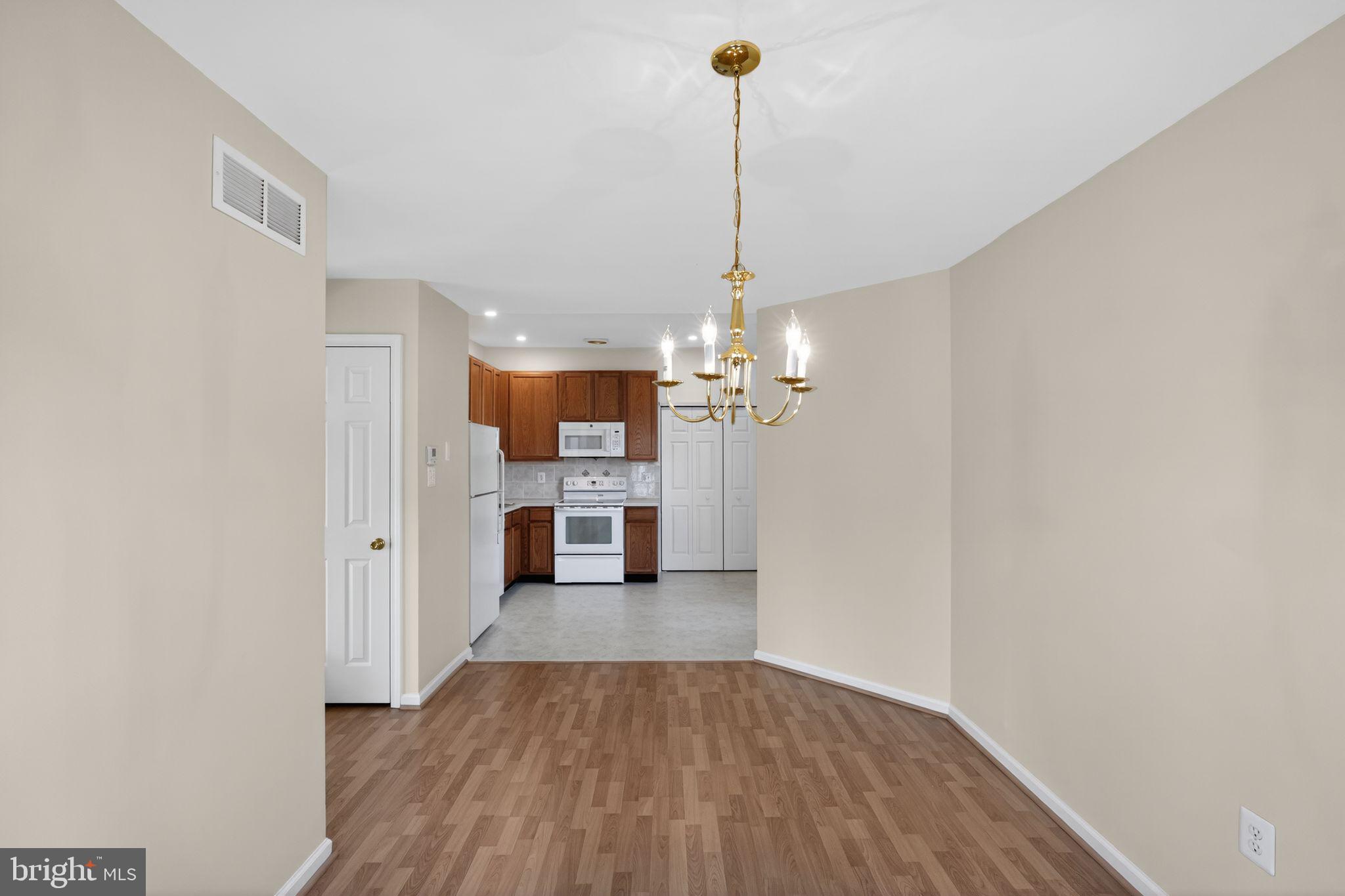 CHANCELLOR GLEN - Residential