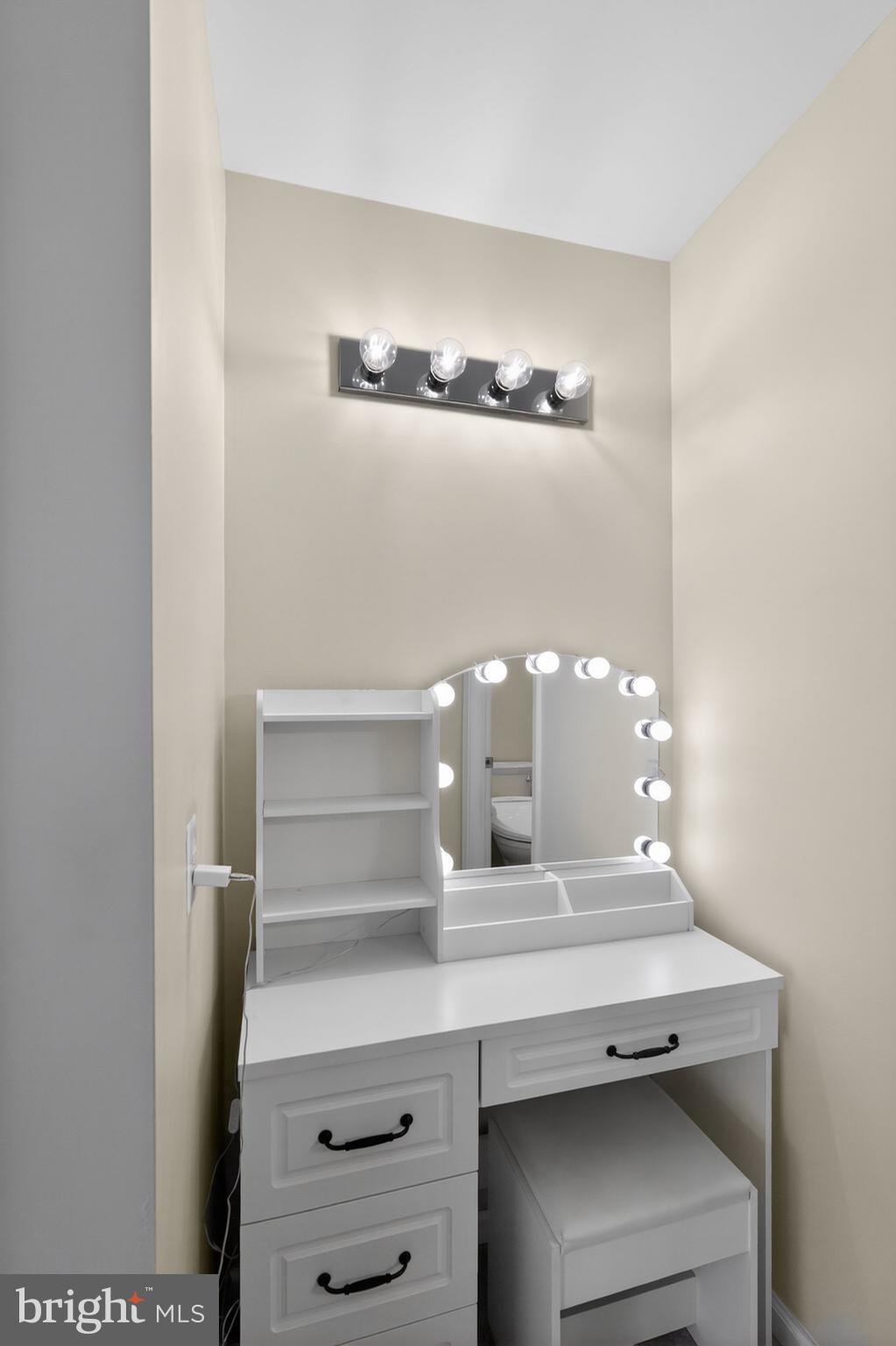 CHANCELLOR GLEN - Residential