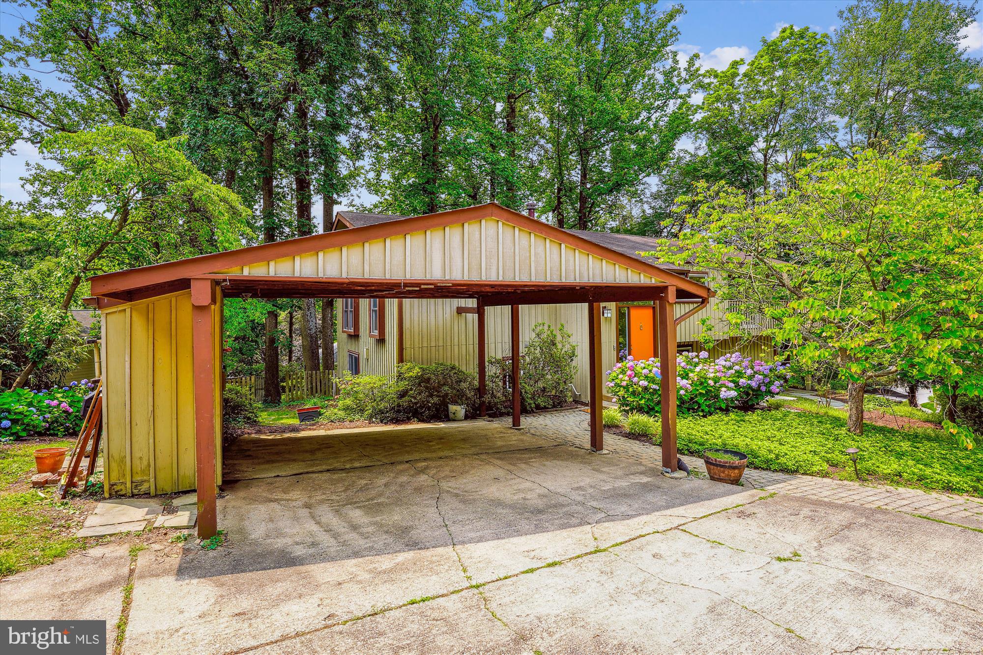 ROCK CREEK HILLS - Residential