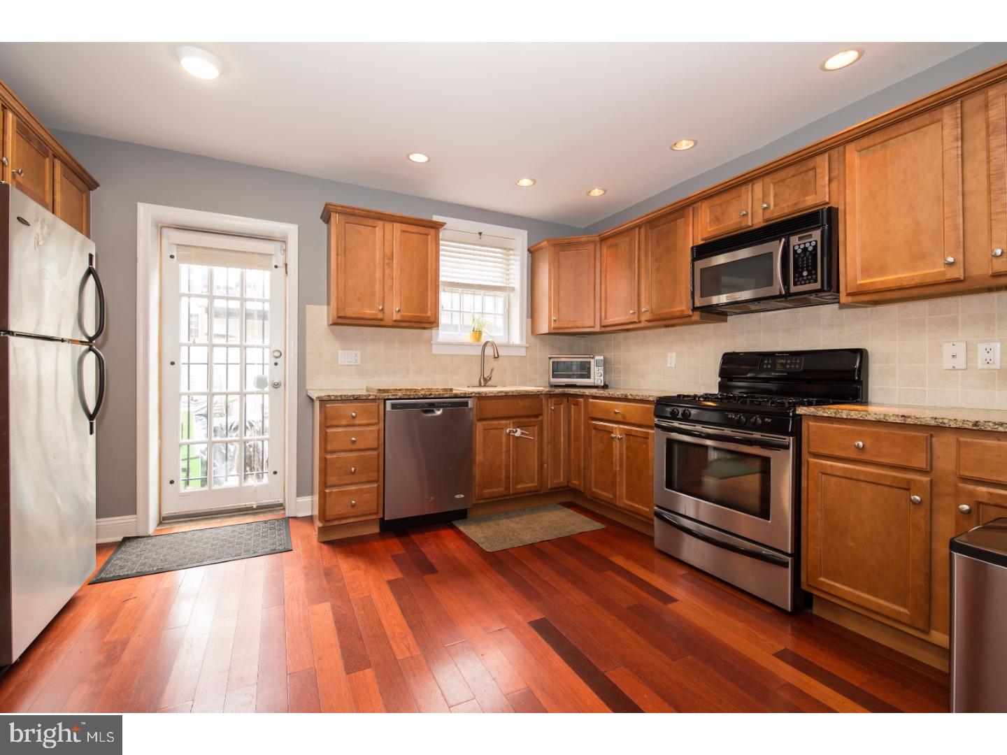 WASHINGTON SQ WEST - Residential
