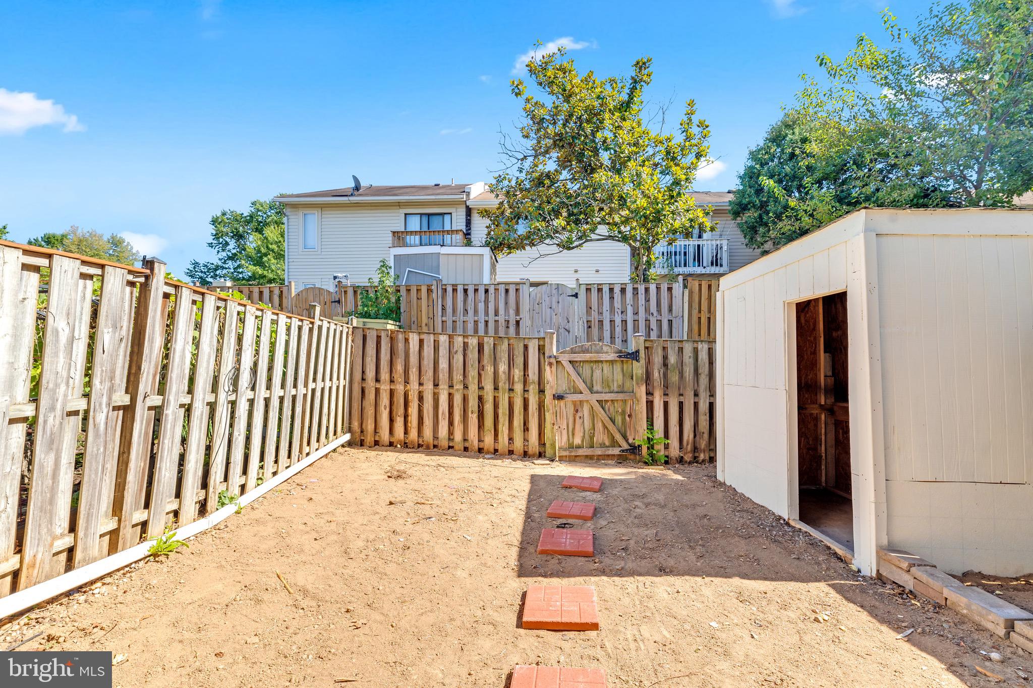 REFLECTION LAKE - Residential