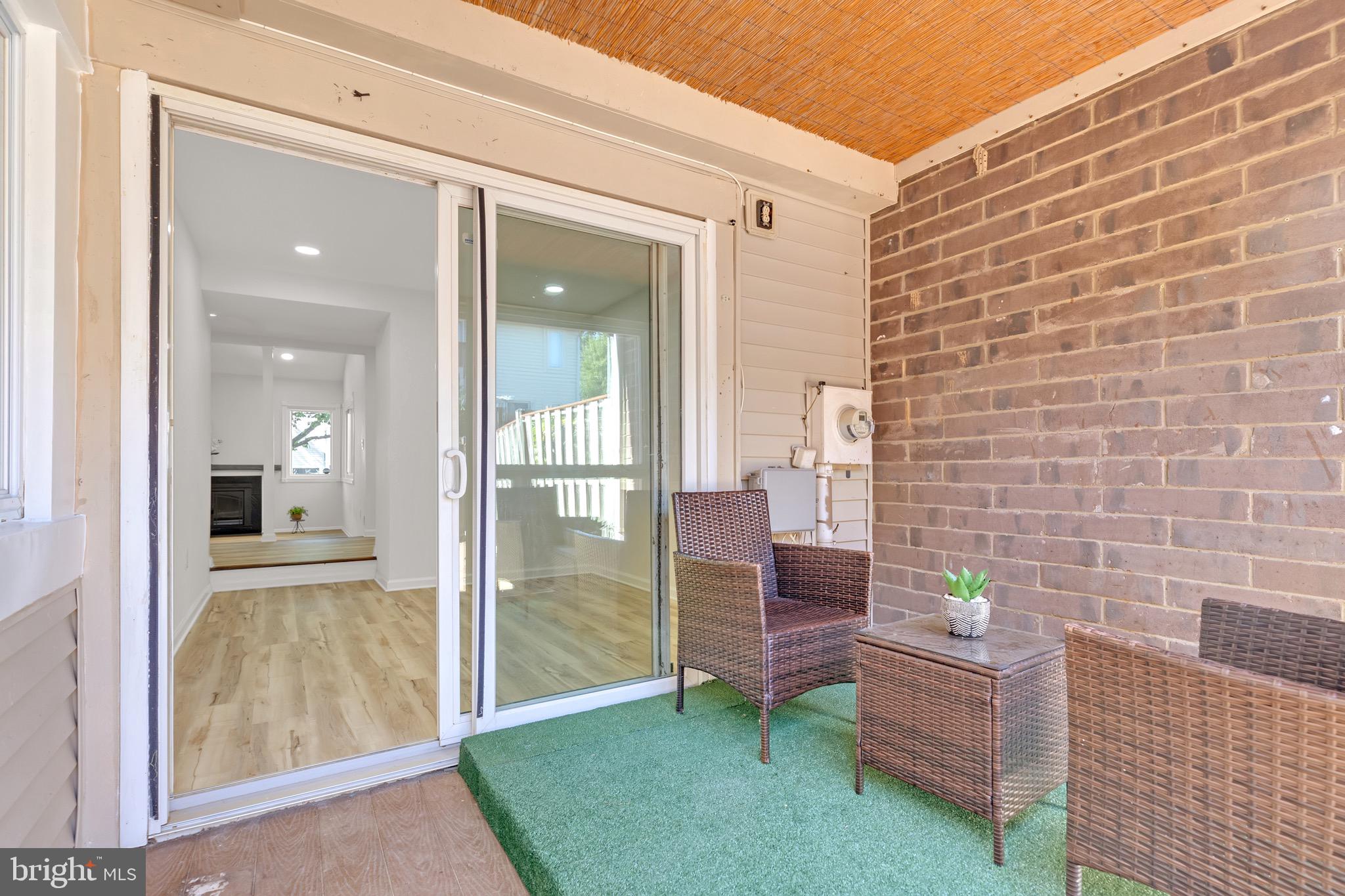 REFLECTION LAKE - Residential