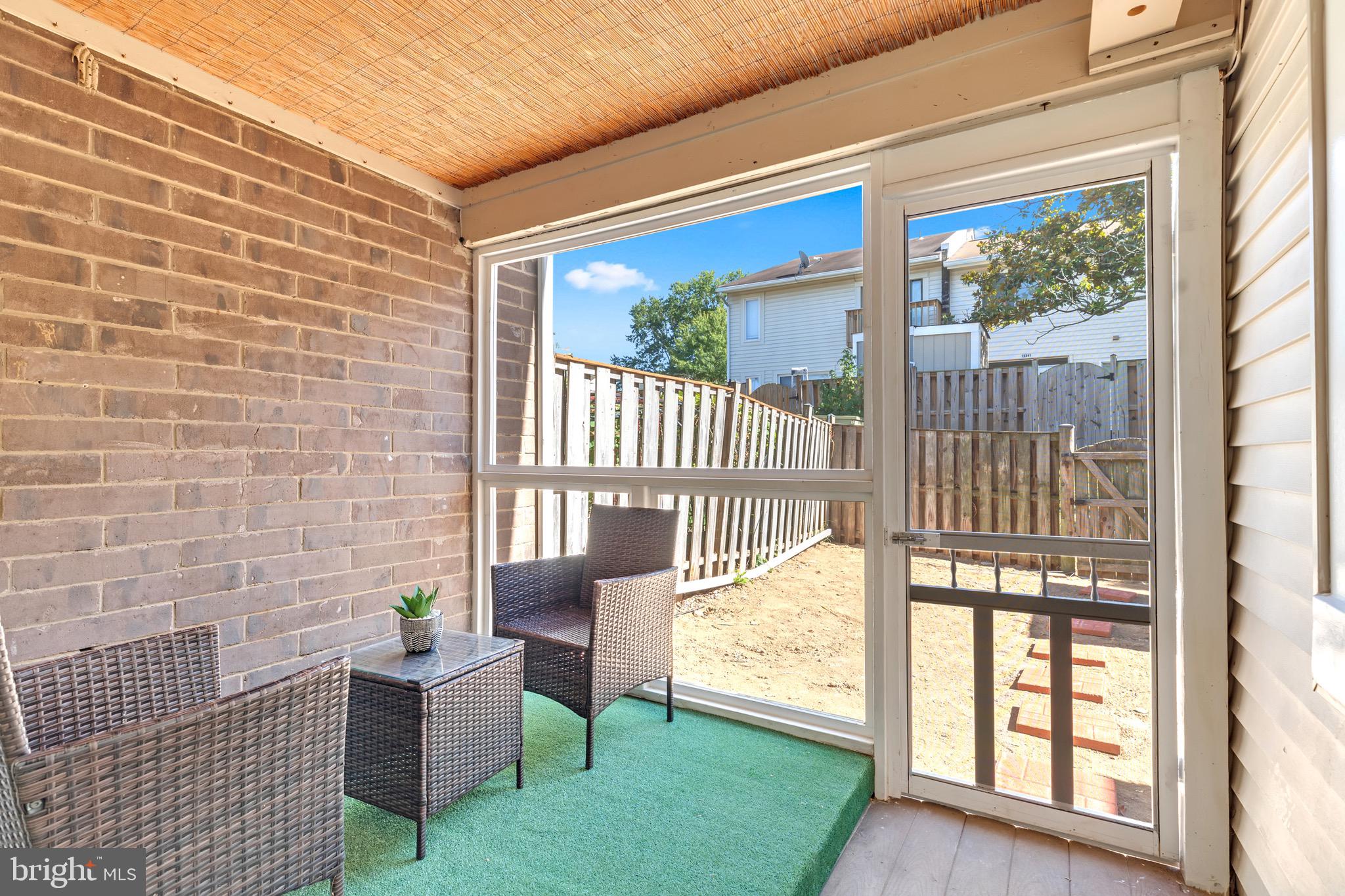 REFLECTION LAKE - Residential