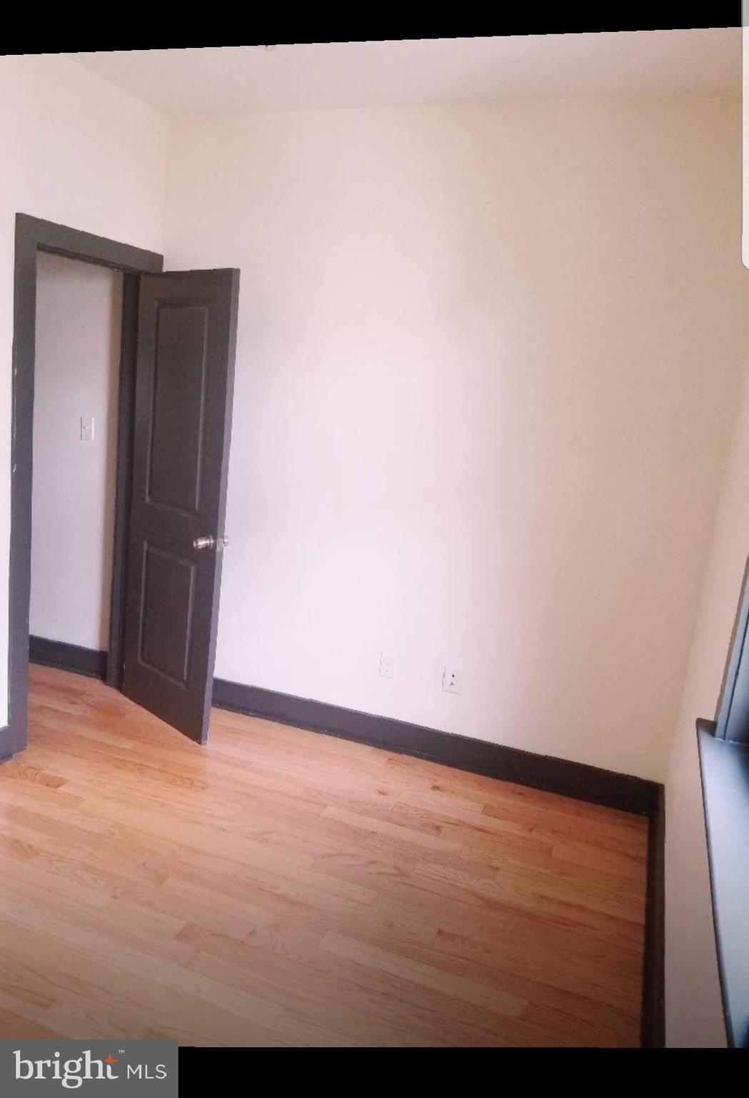 TEMPLE UNIVERSITY - Residential Lease