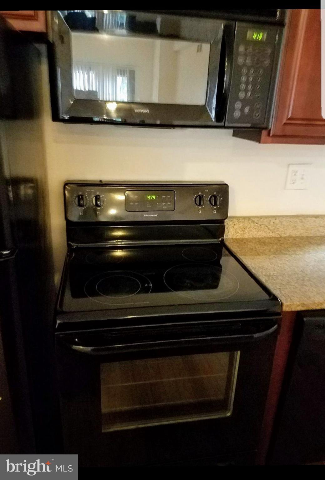 TEMPLE UNIVERSITY - Residential Lease