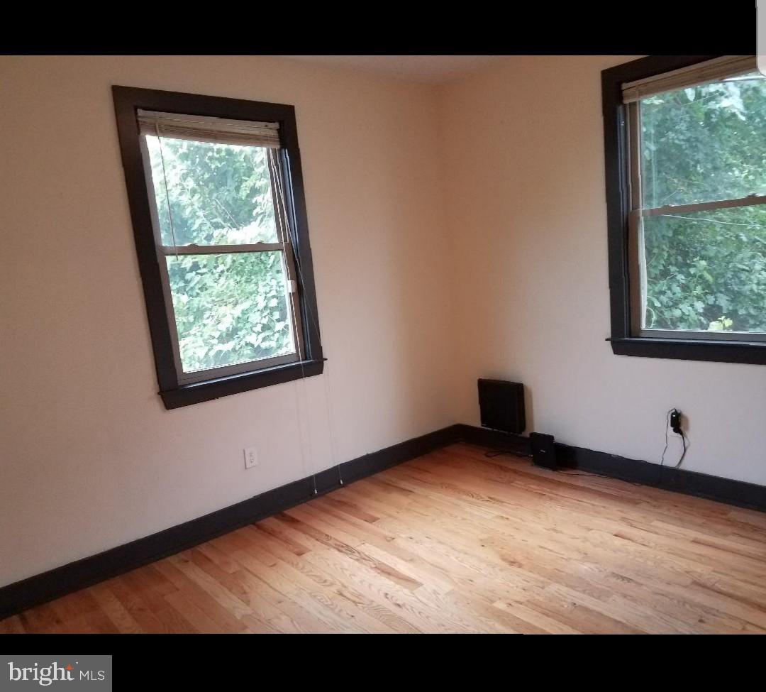 TEMPLE UNIVERSITY - Residential Lease
