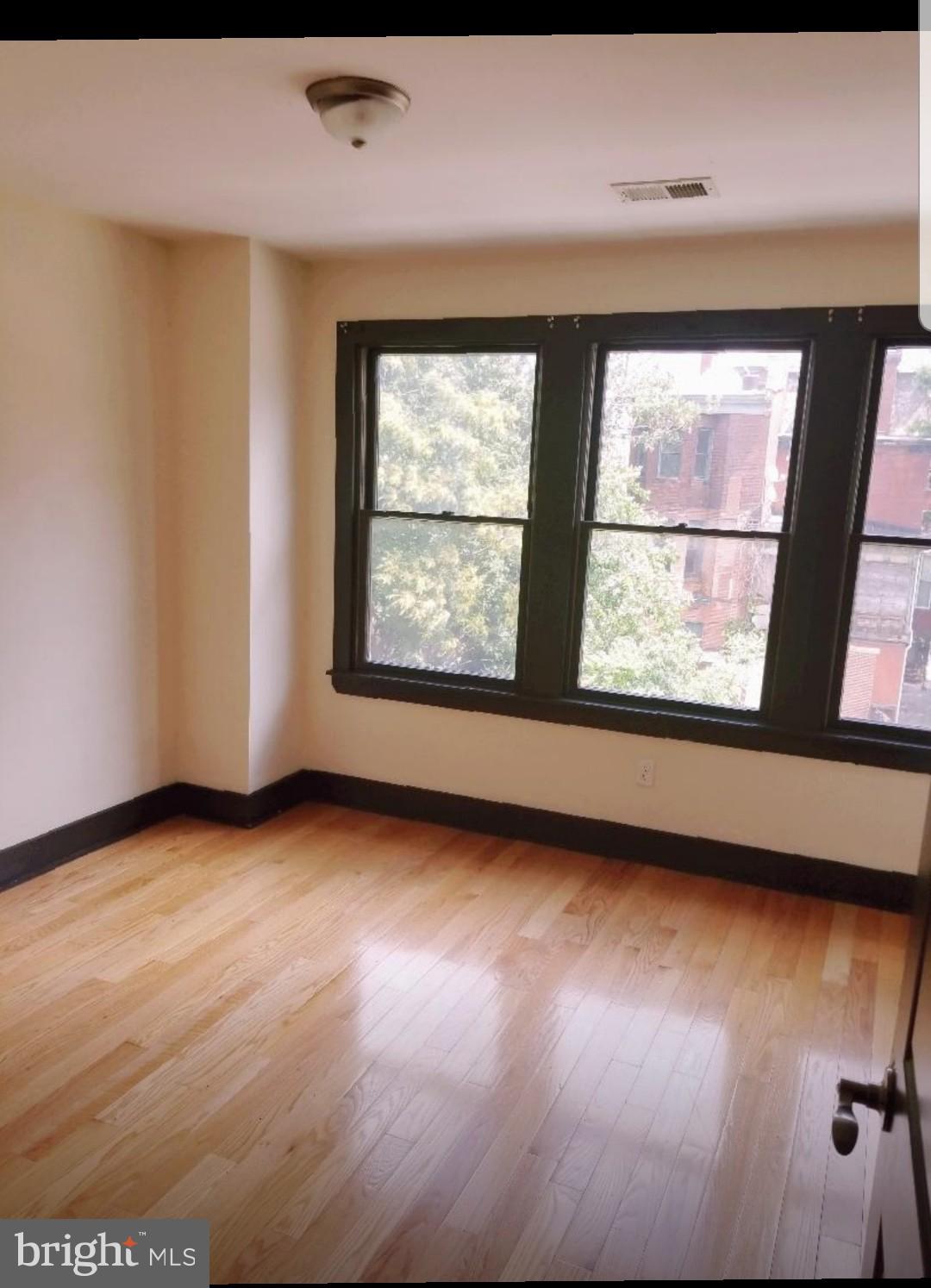 TEMPLE UNIVERSITY - Residential Lease