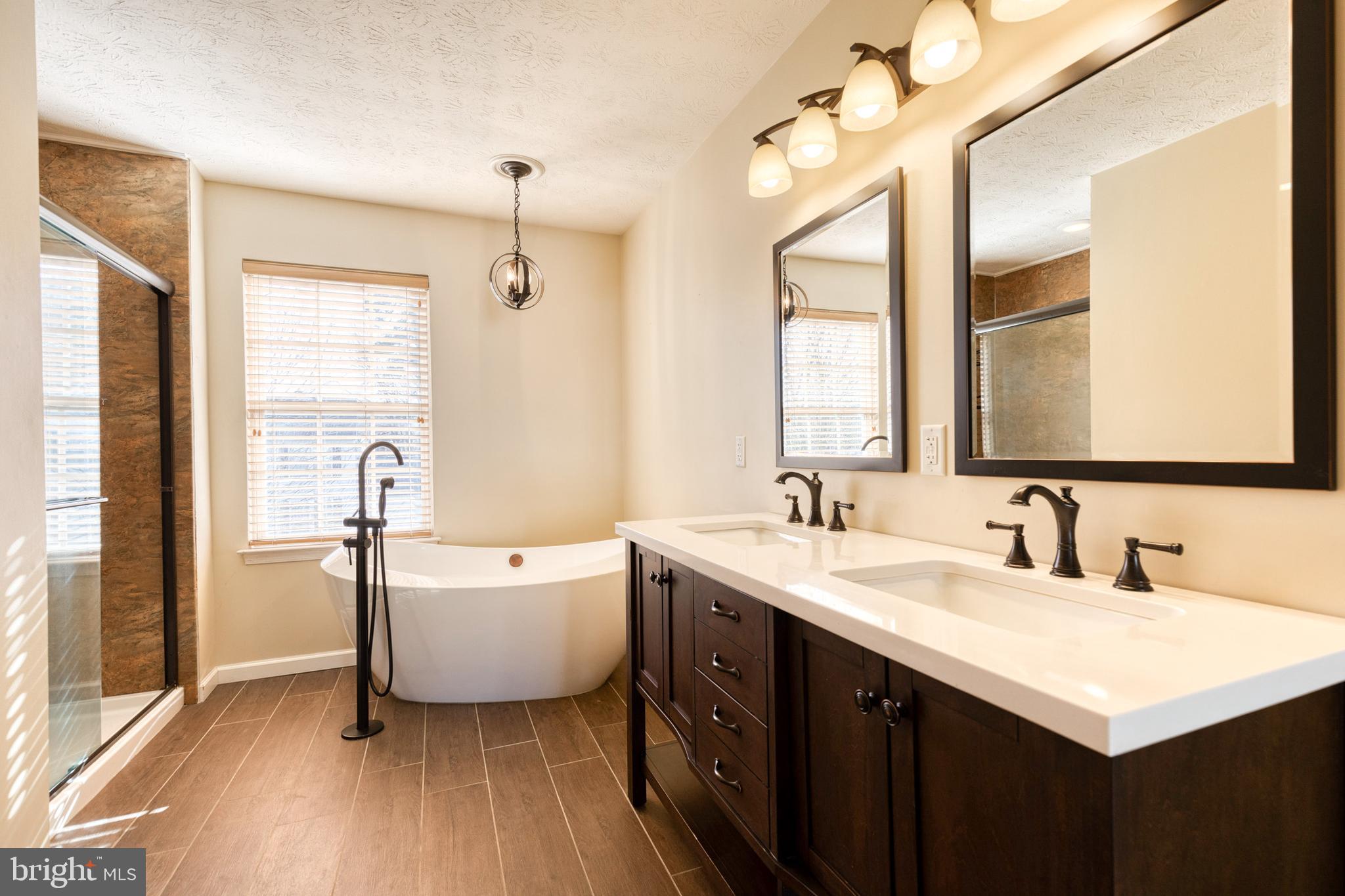 FOX CHASE - Residential