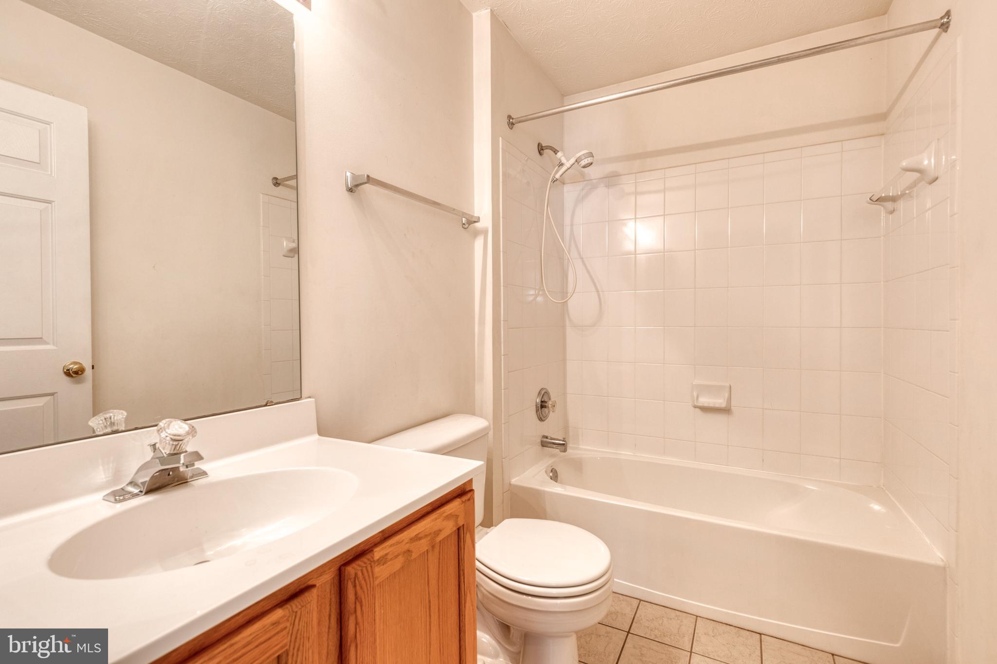 FOX CHASE - Residential