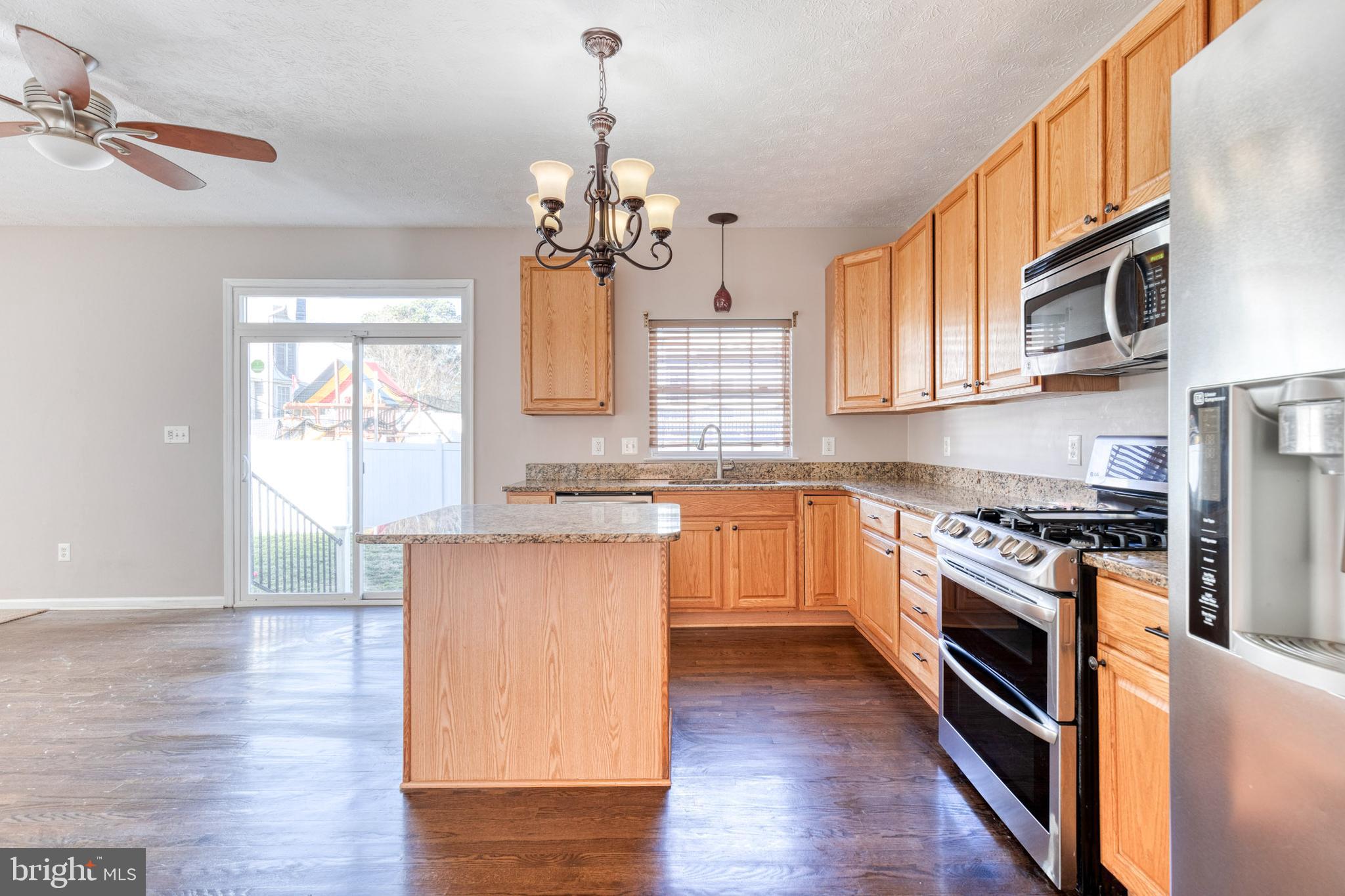 FOX CHASE - Residential