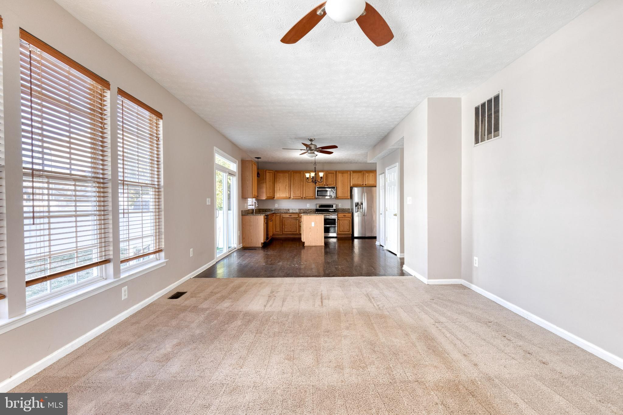 FOX CHASE - Residential