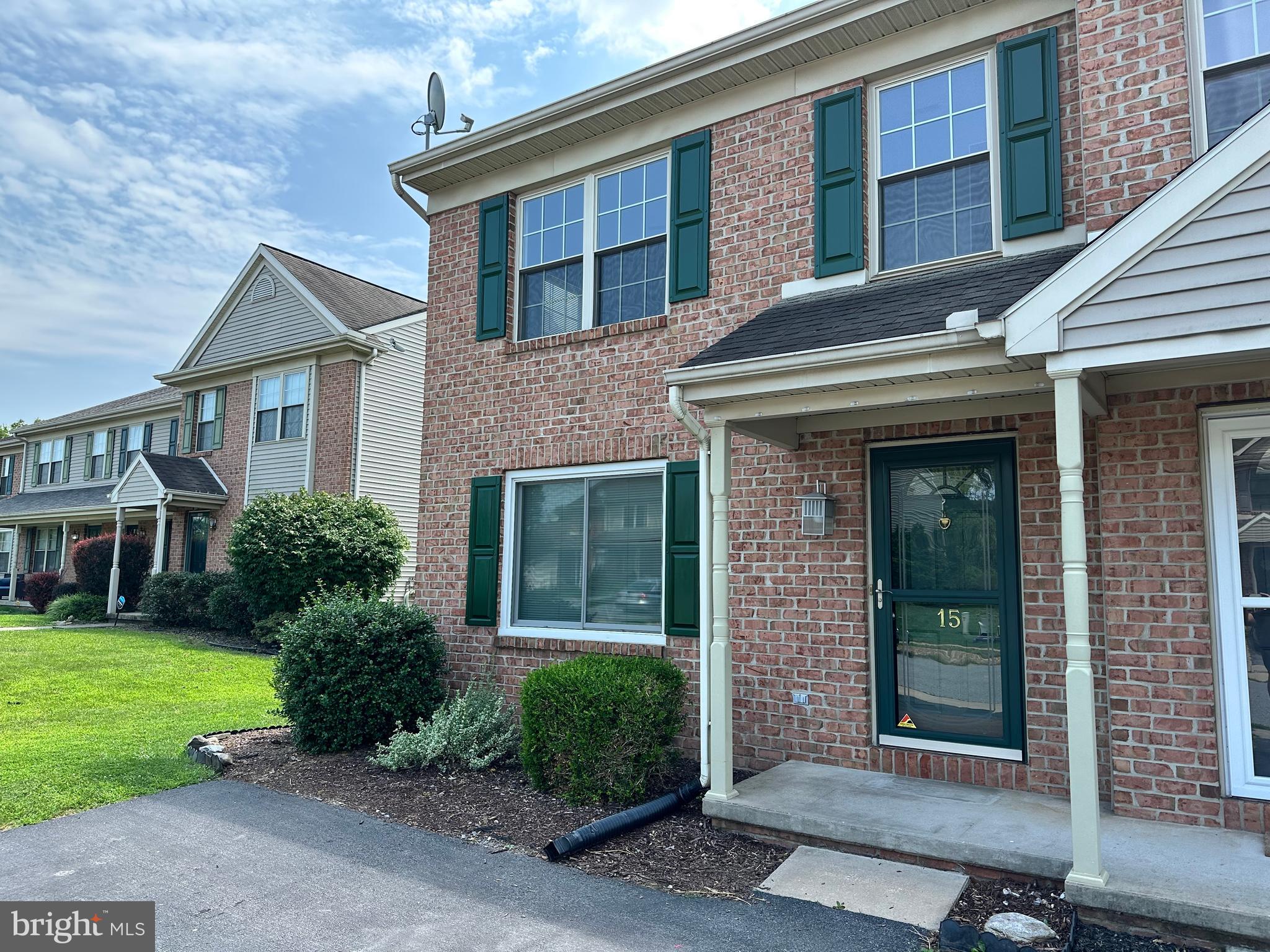 NORTHBROOKE TOWNHOME - Residential Lease