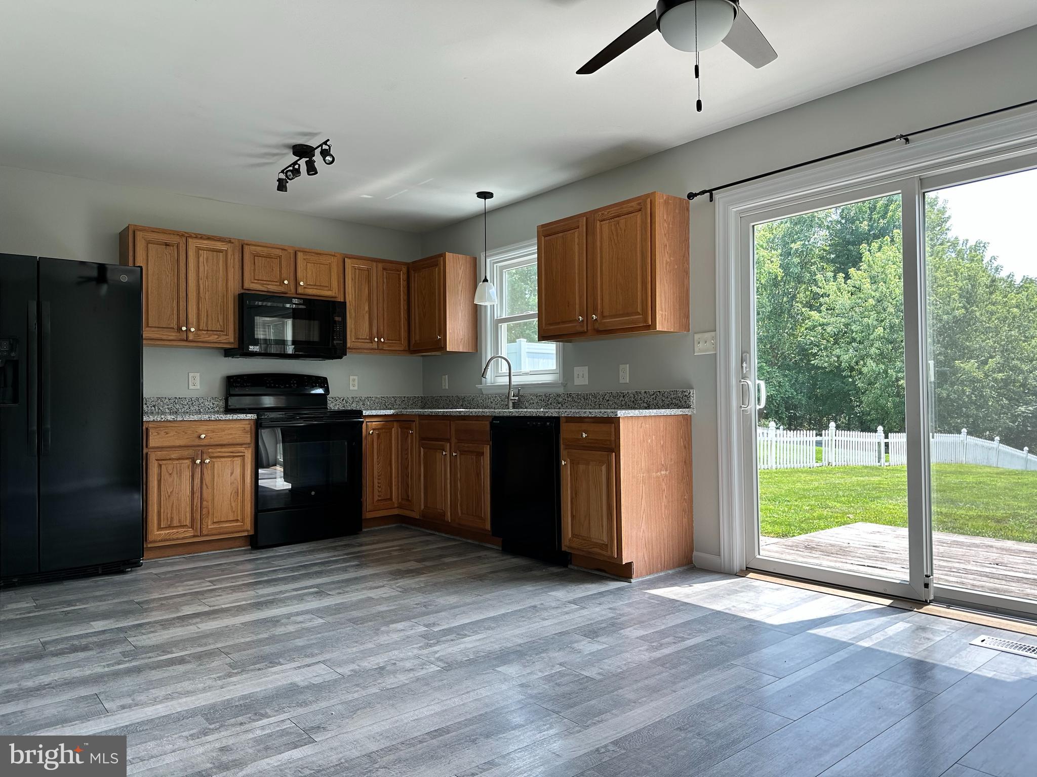 NORTHBROOKE TOWNHOME - Residential Lease