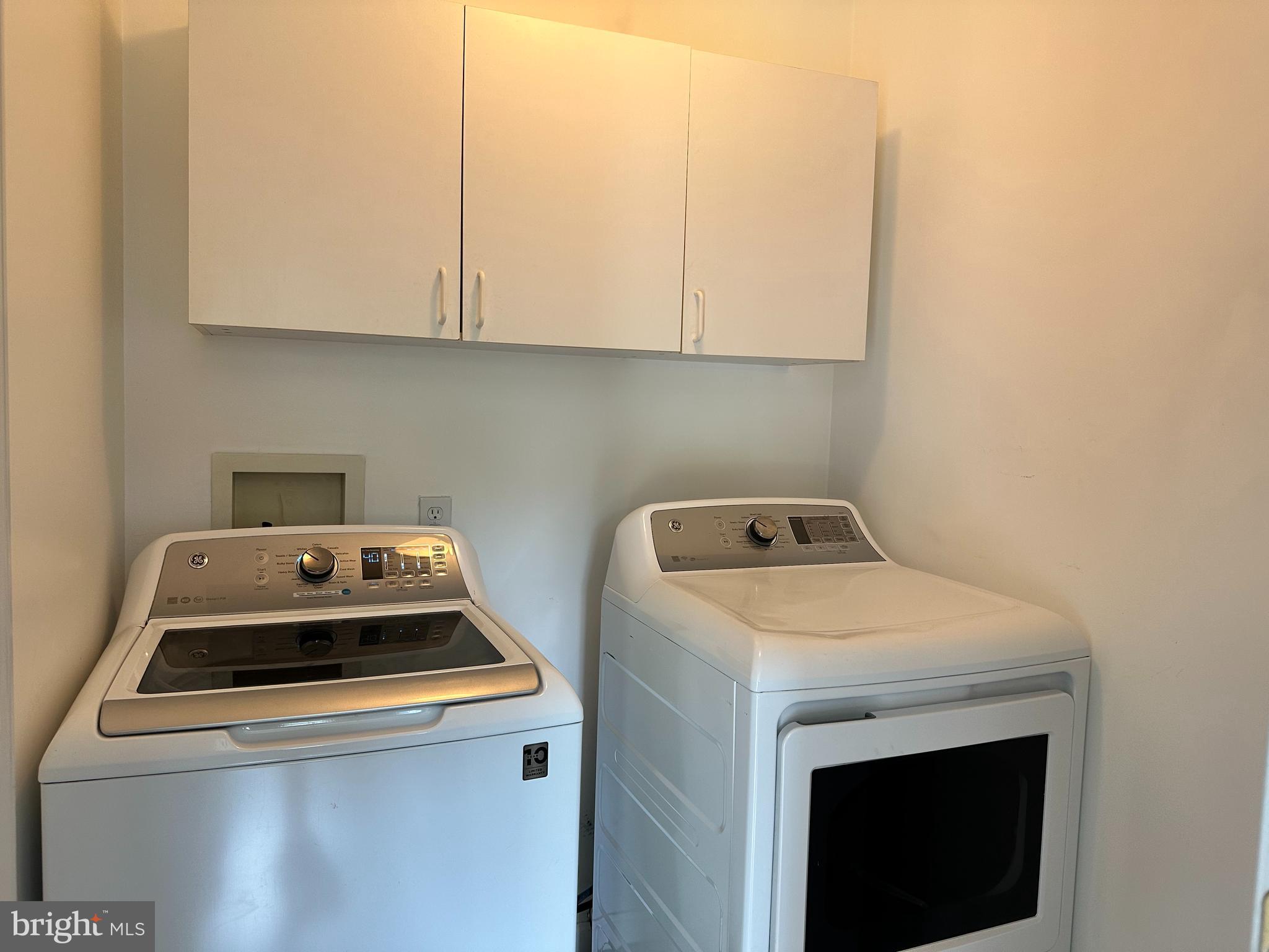 NORTHBROOKE TOWNHOME - Residential Lease