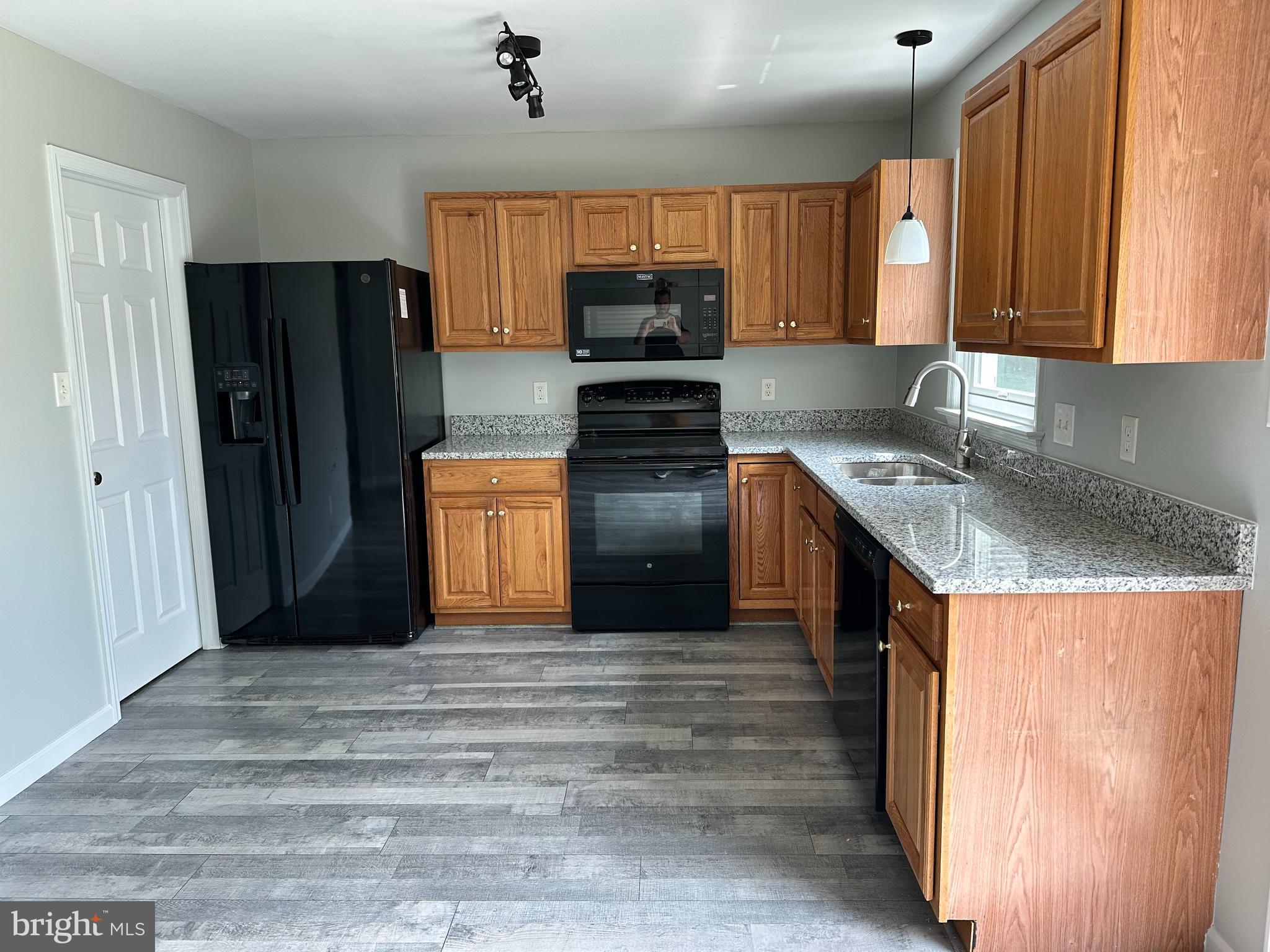 NORTHBROOKE TOWNHOME - Residential Lease