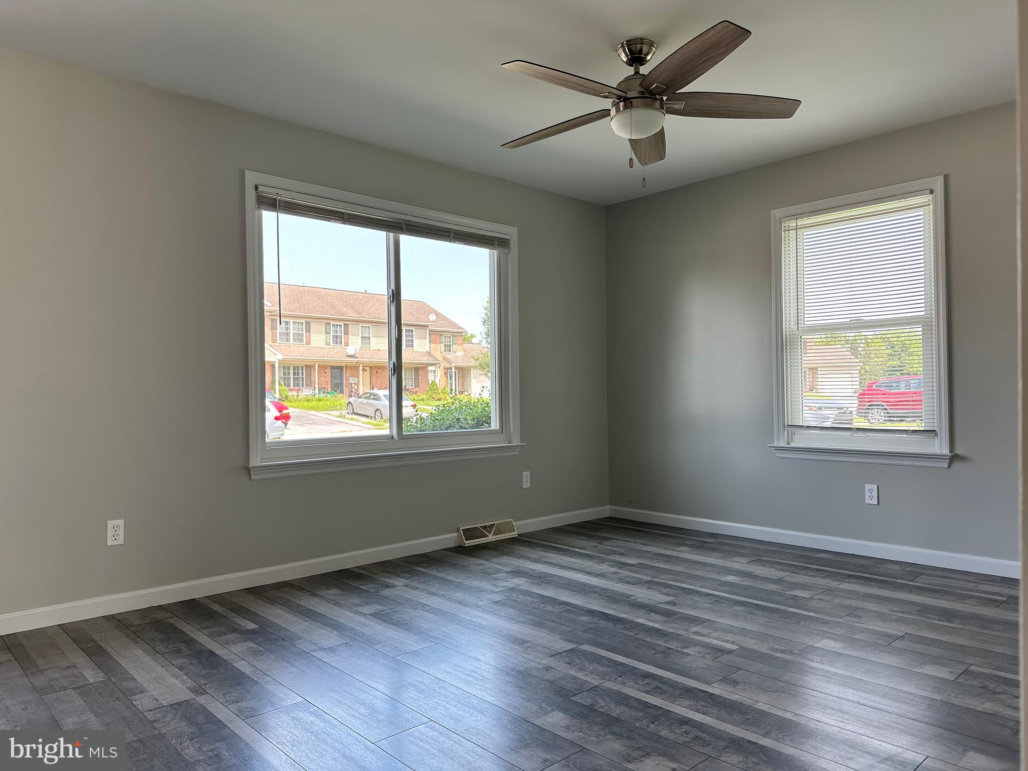 NORTHBROOKE TOWNHOME - Residential Lease