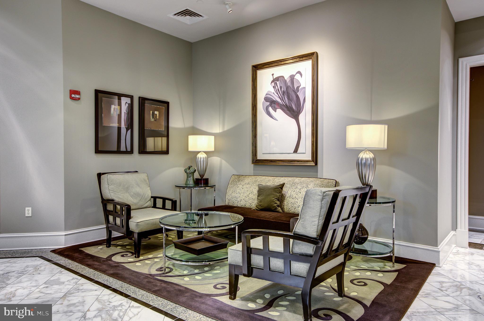 CONTINENTAL - Residential Lease