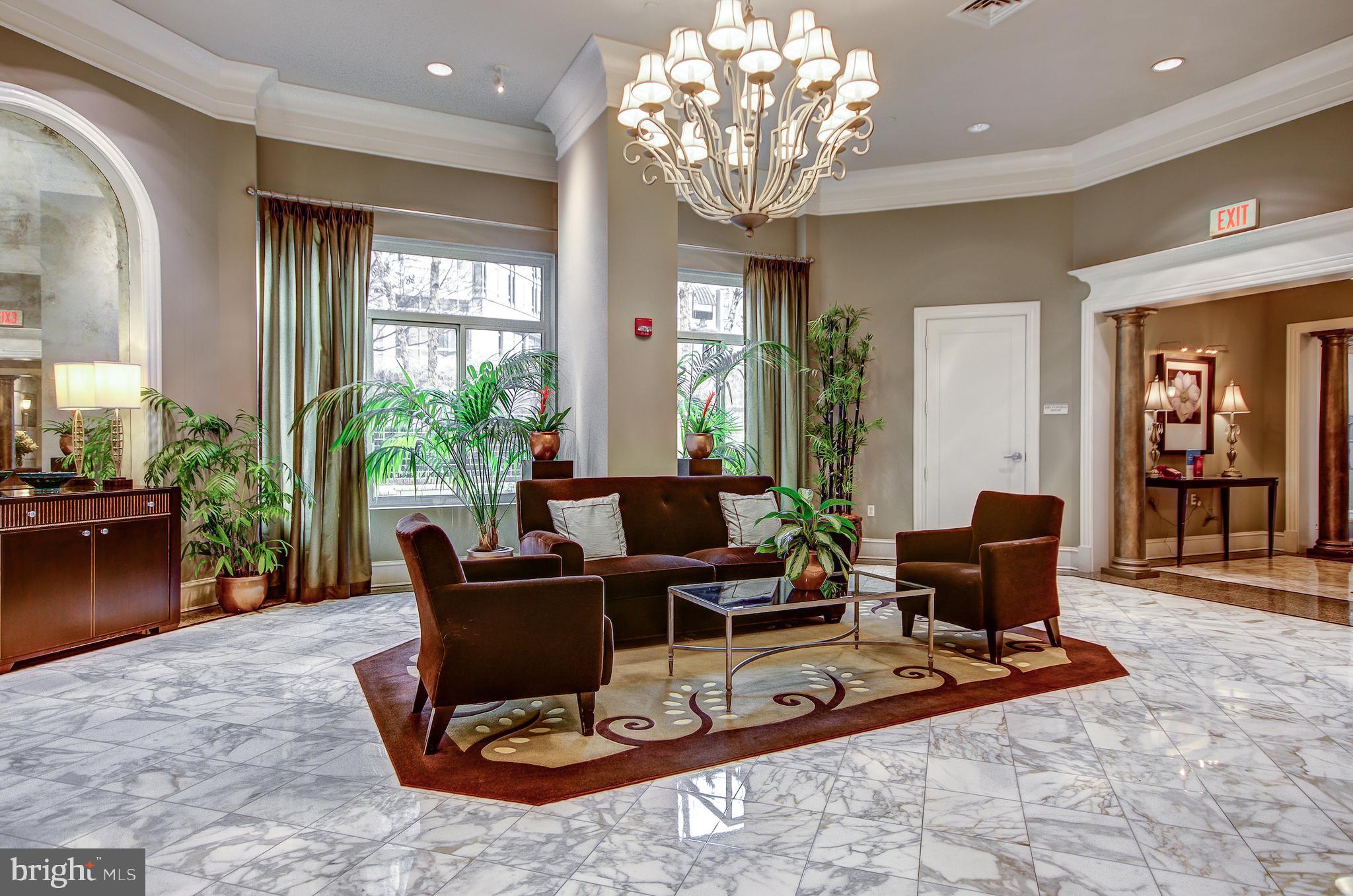 CONTINENTAL - Residential Lease