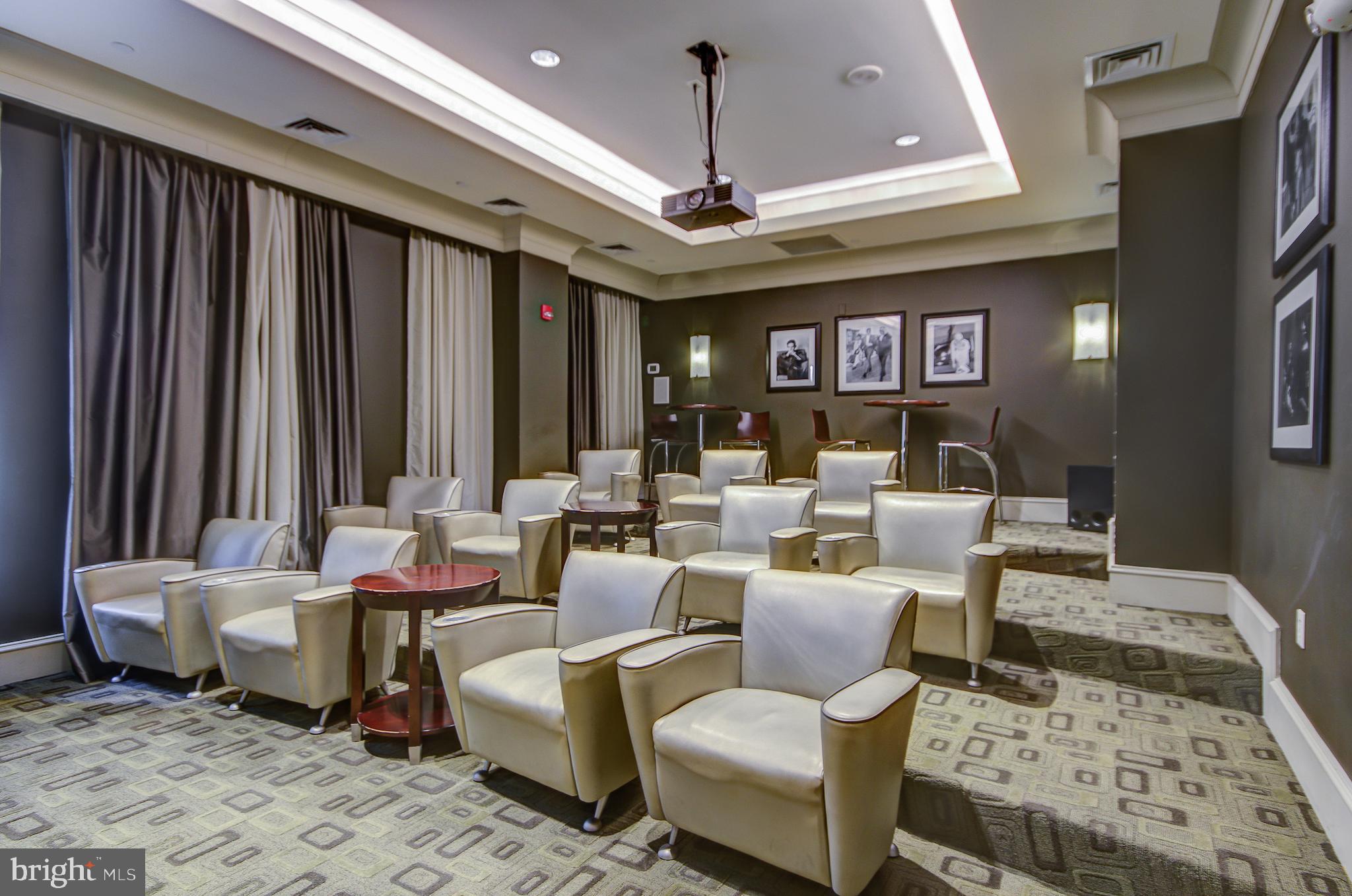 CONTINENTAL - Residential Lease