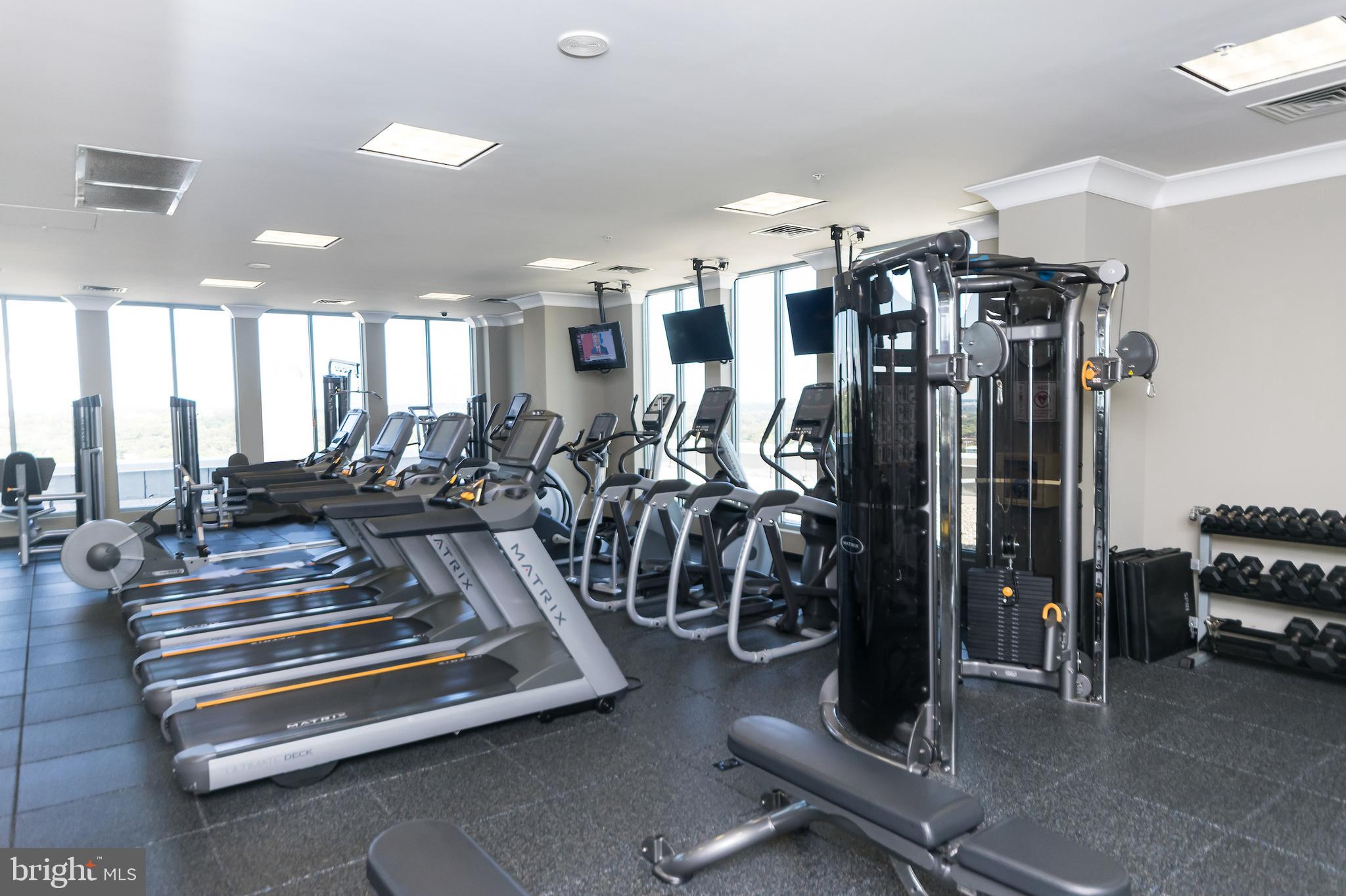 CONTINENTAL - Residential Lease