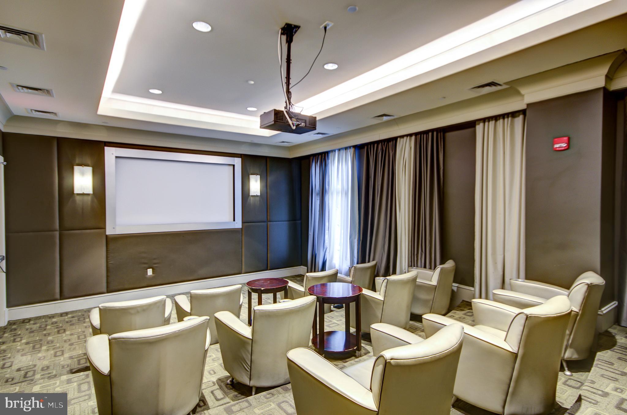 CONTINENTAL - Residential Lease