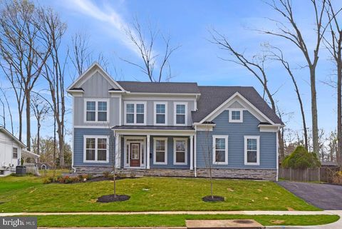 Photo of 8205 Dabney Avenue, SPRINGFIELD, VA 22152 (MLS # VAFX2300034)