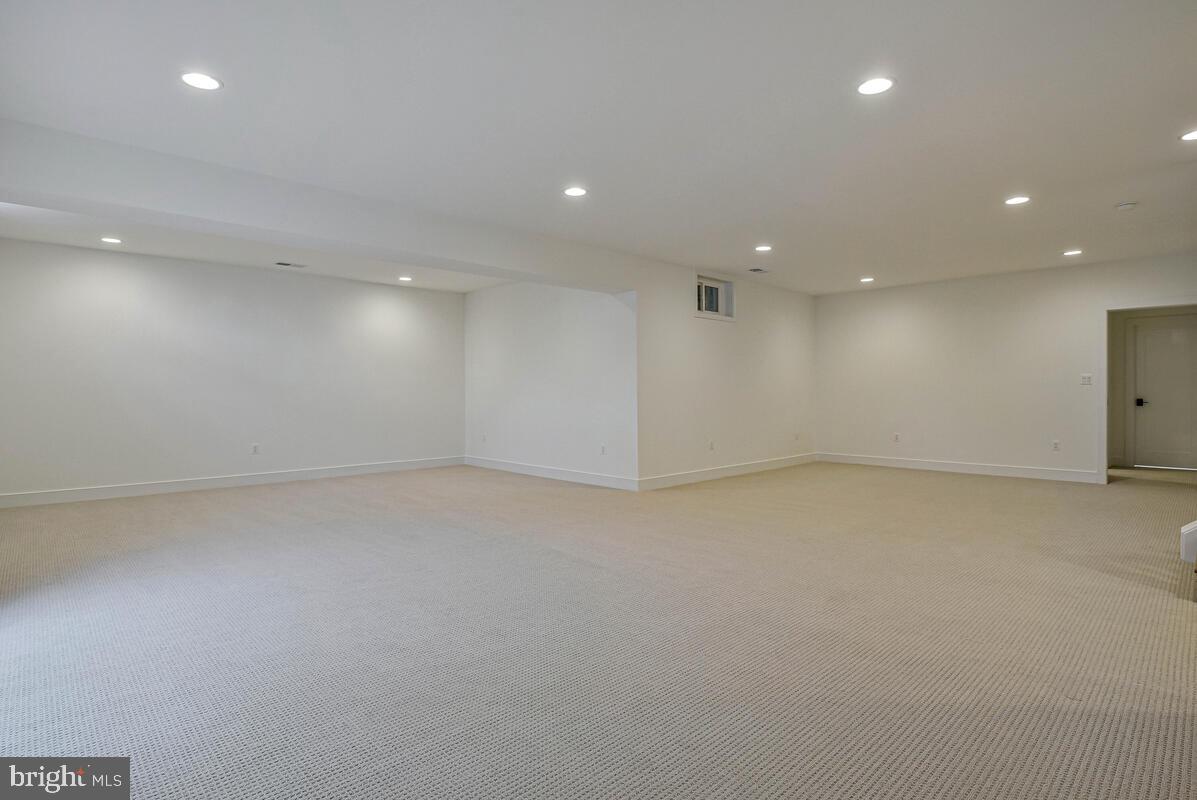 KEENE MILL MANOR - Residential