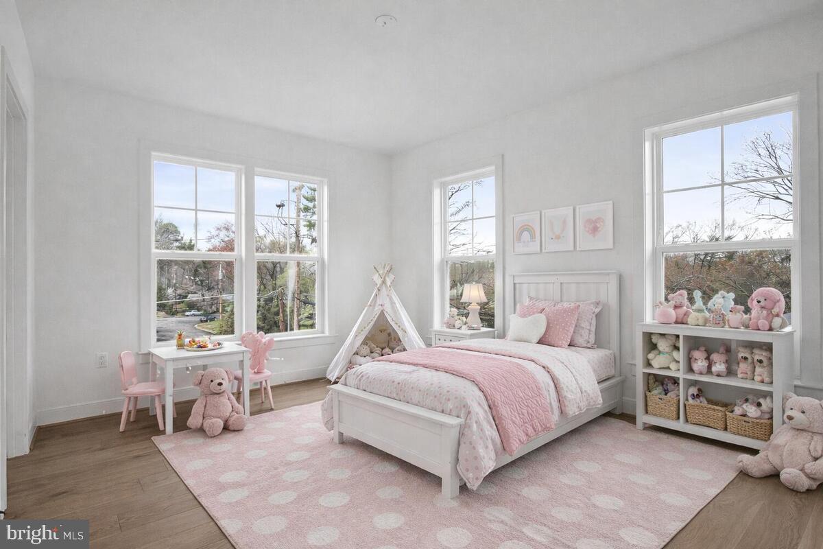 KEENE MILL MANOR - Residential